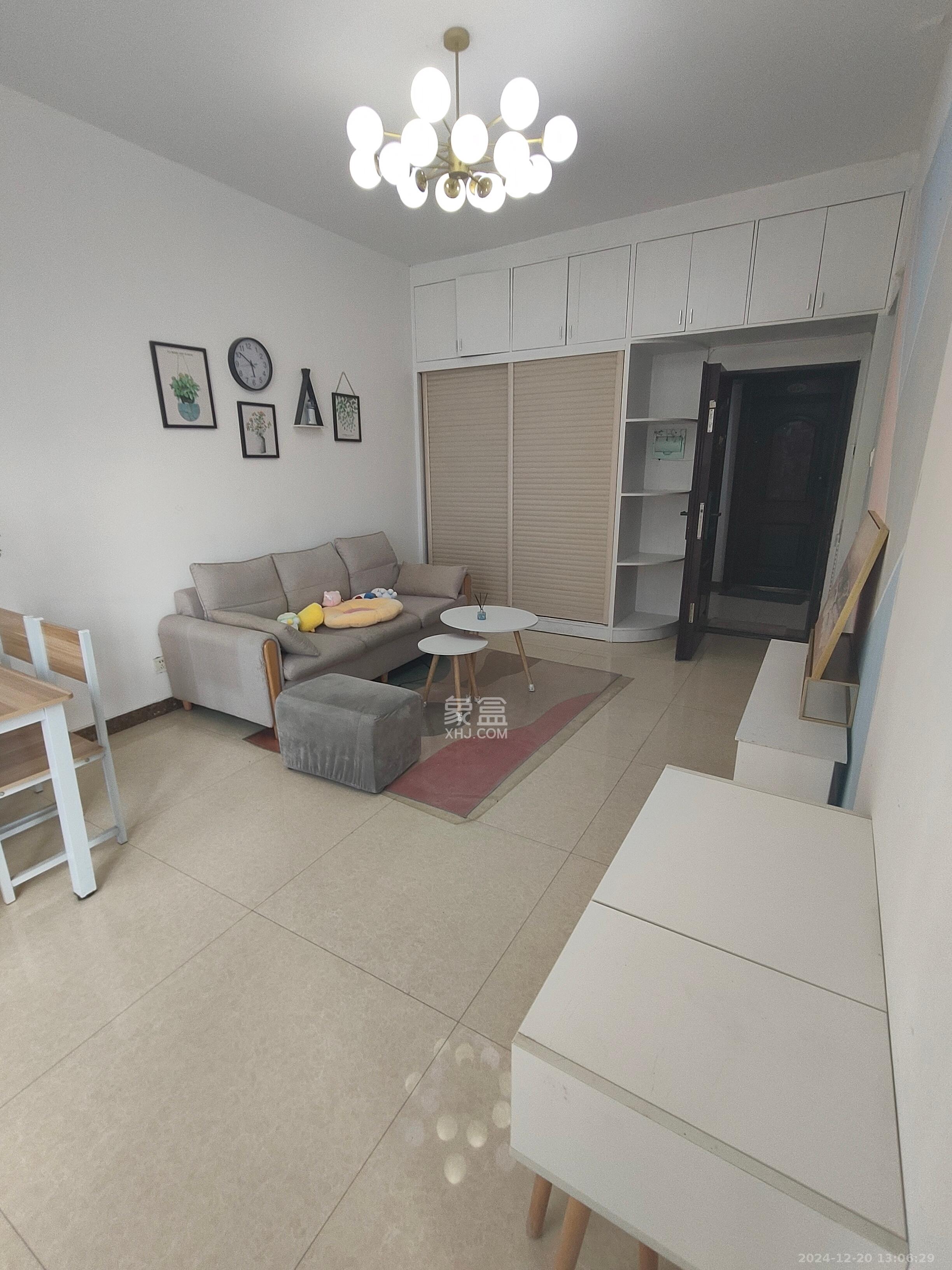 红星国际星城  1室1厅1卫    1900.0元/月室内图