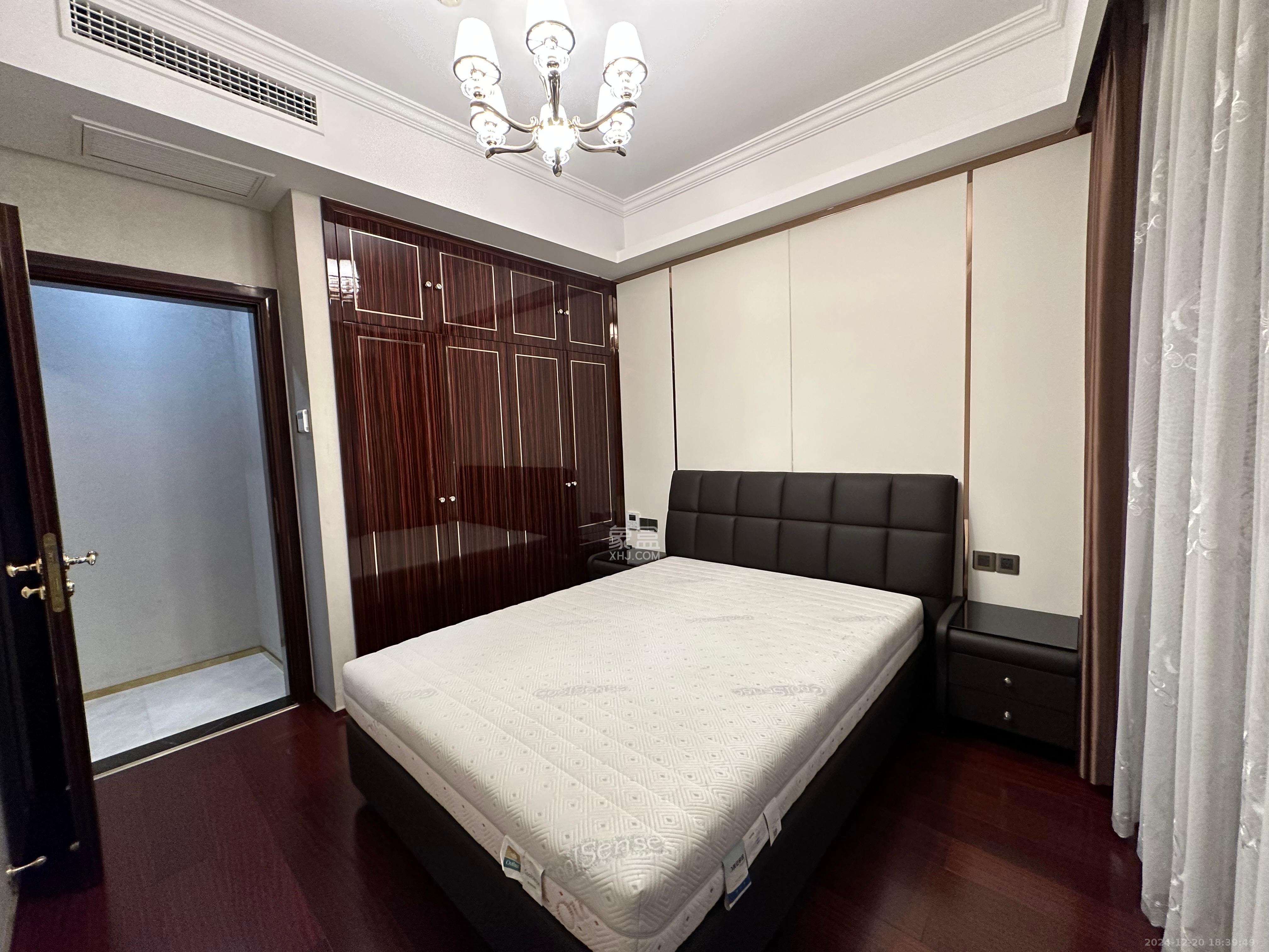 北辰定江洋  3室2厅2卫    16500.0元/月室内图