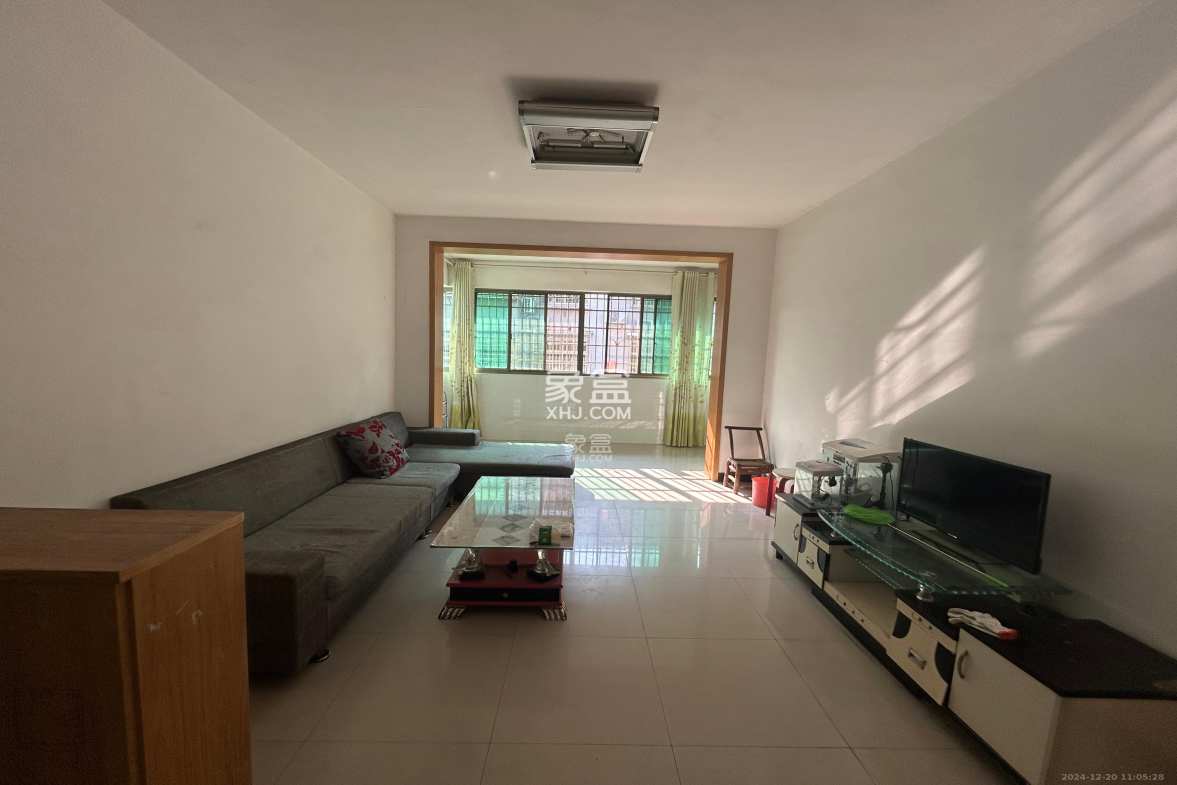 金桂小区一期 3室2厅1卫 1800.0元/月 金桂小区一期 3室2厅1卫 1800.0元/月室内图