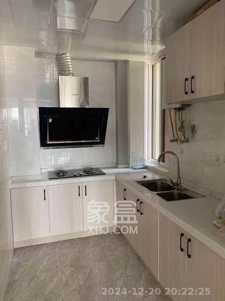 和润园一、二期 3室2厅2卫 2400.0元/月 和润园一、二期 3室2厅2卫 2400.0元/月室内图