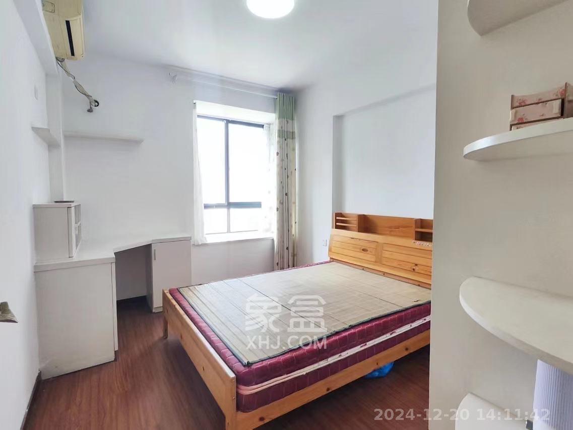 华润凤凰城一期 3室2厅2卫 1800.0元/月 华润凤凰城一期 3室2厅2卫 1800.0元/月室内图