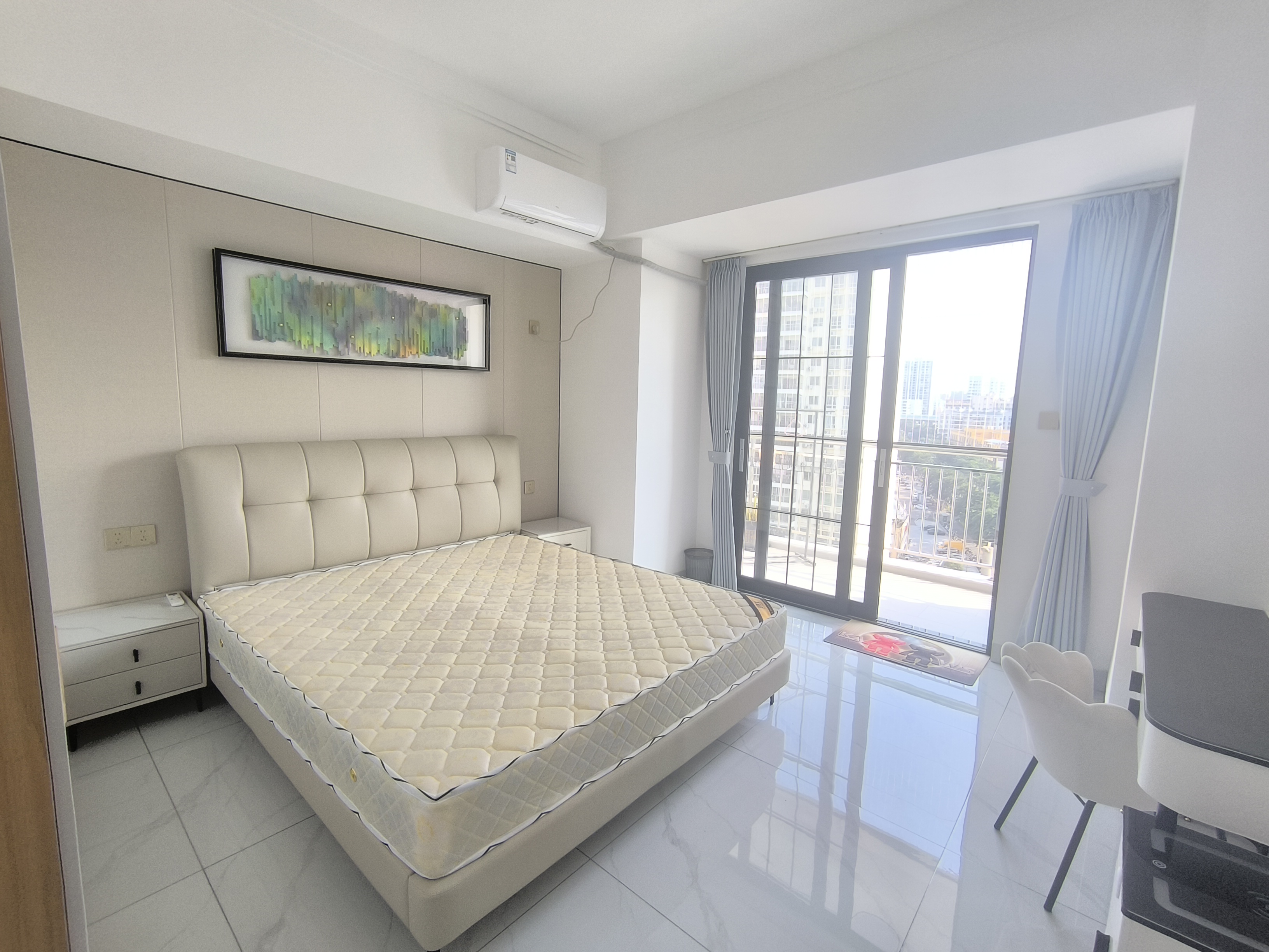 华贸大厦(华贸花苑) 3室2厅1卫 99.0万 华贸大厦(华贸花苑) 3室2厅1卫 99.0万卧室