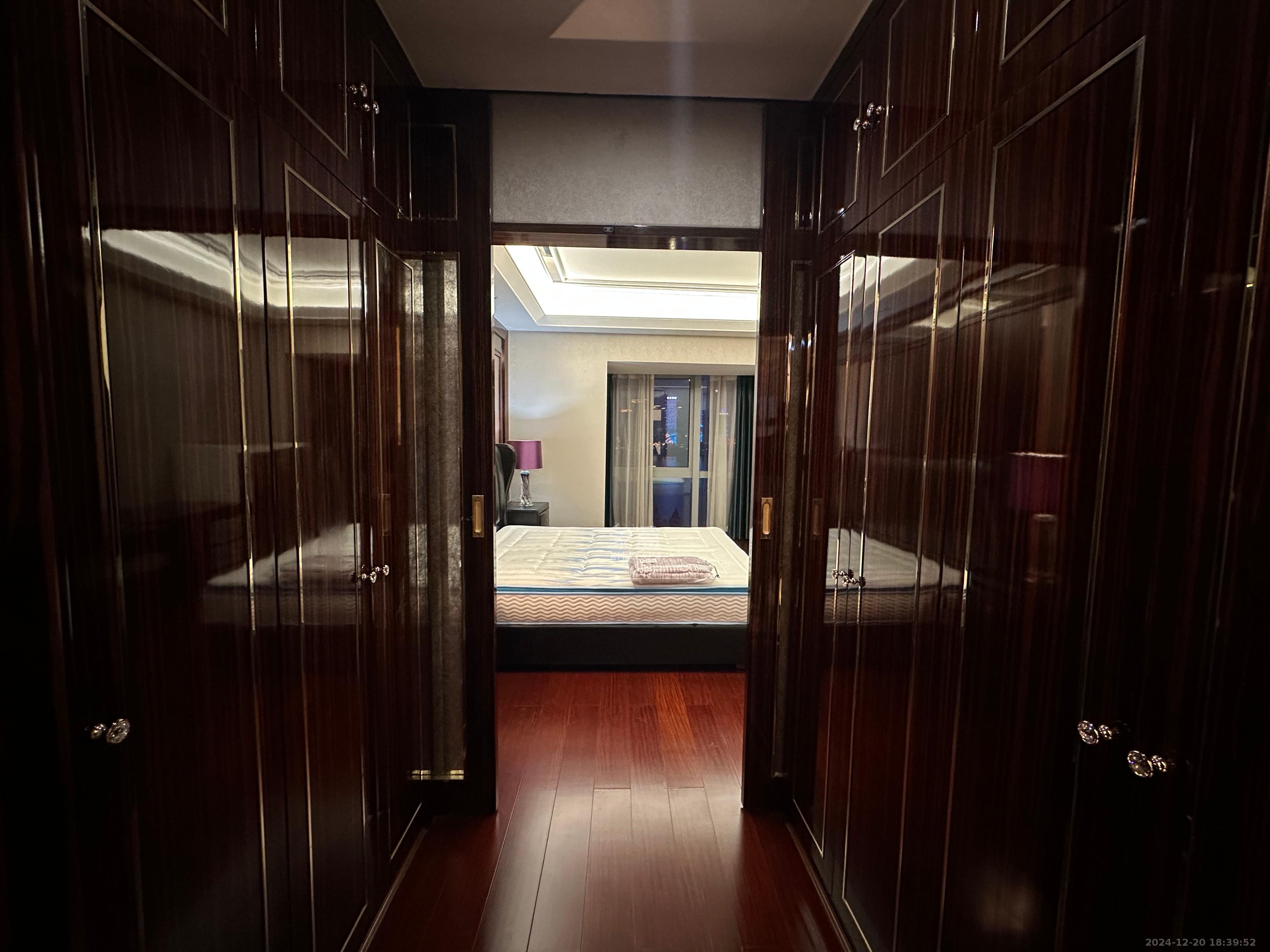 北辰定江洋  3室2厅2卫    16500.0元/月室内图