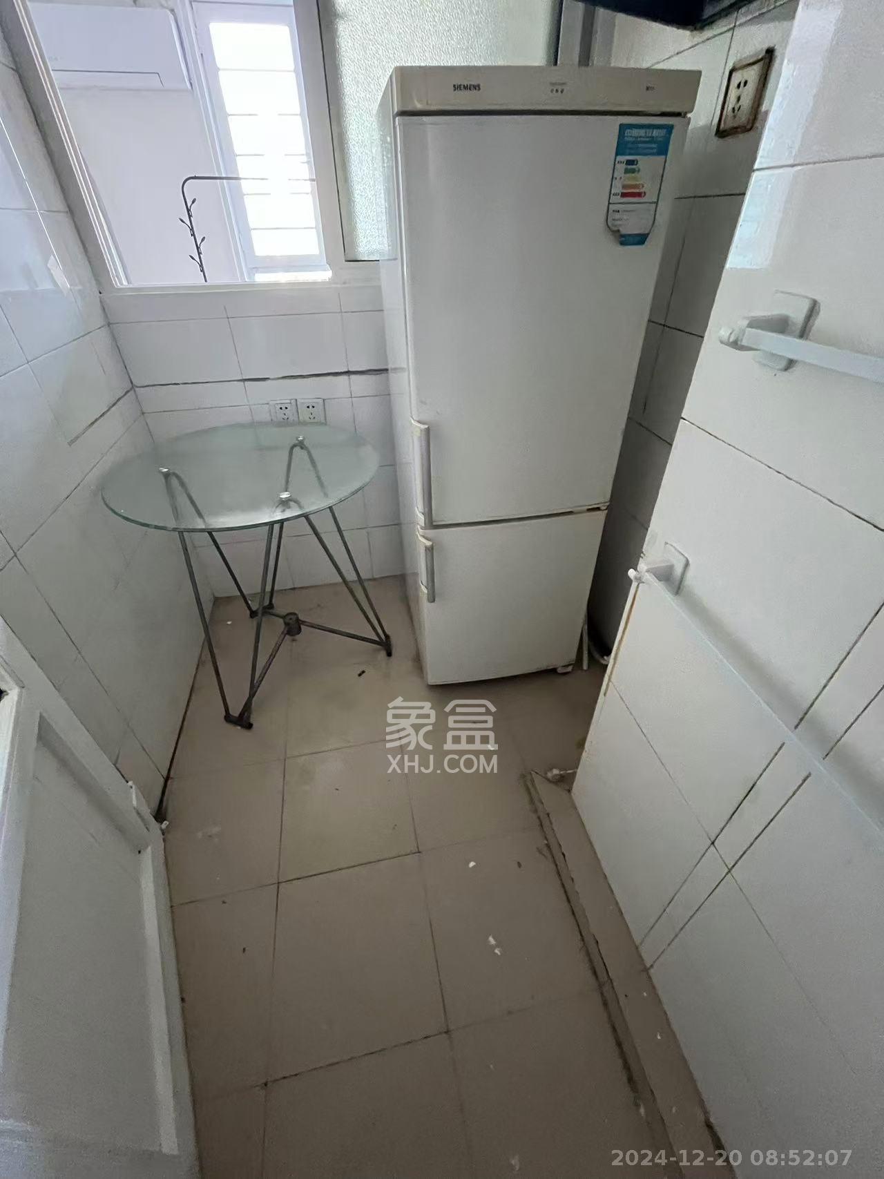 汀兰雅苑  1室0厅0卫   2300.00元/月室内图
