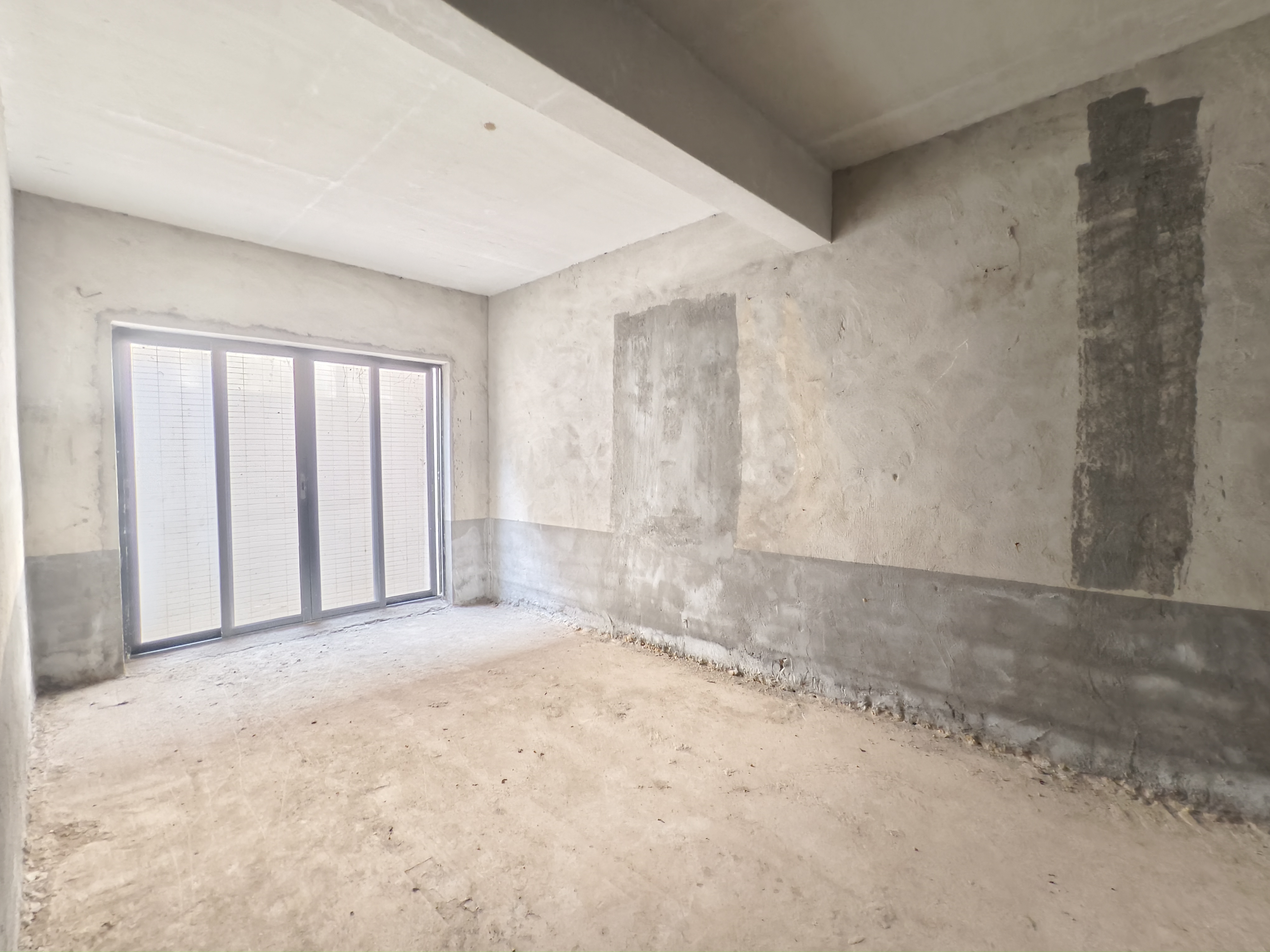 碧桂园中央半岛 4室2厅4卫 580.0万 碧桂园中央半岛 4室2厅4卫 580.0万客厅