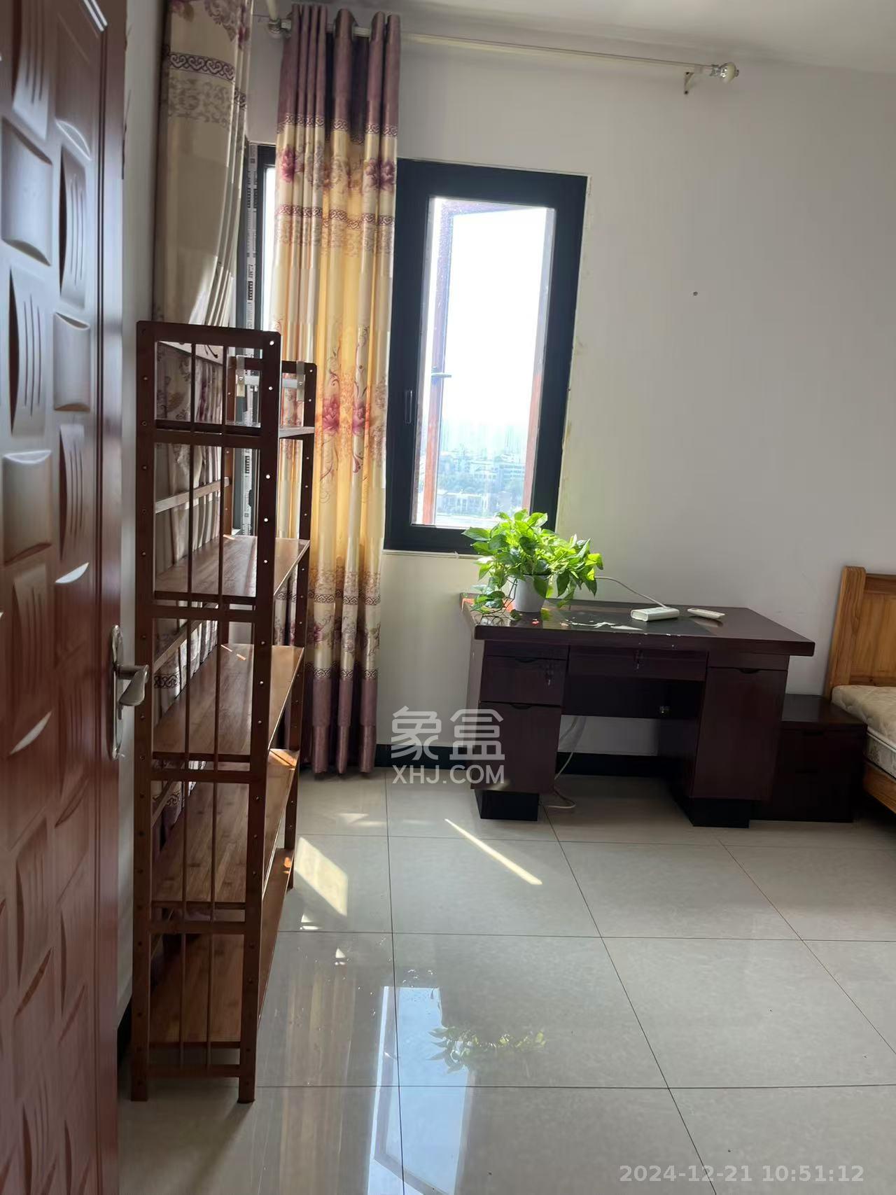 万里时代  3室2厅1卫    3000.0元/月室内图