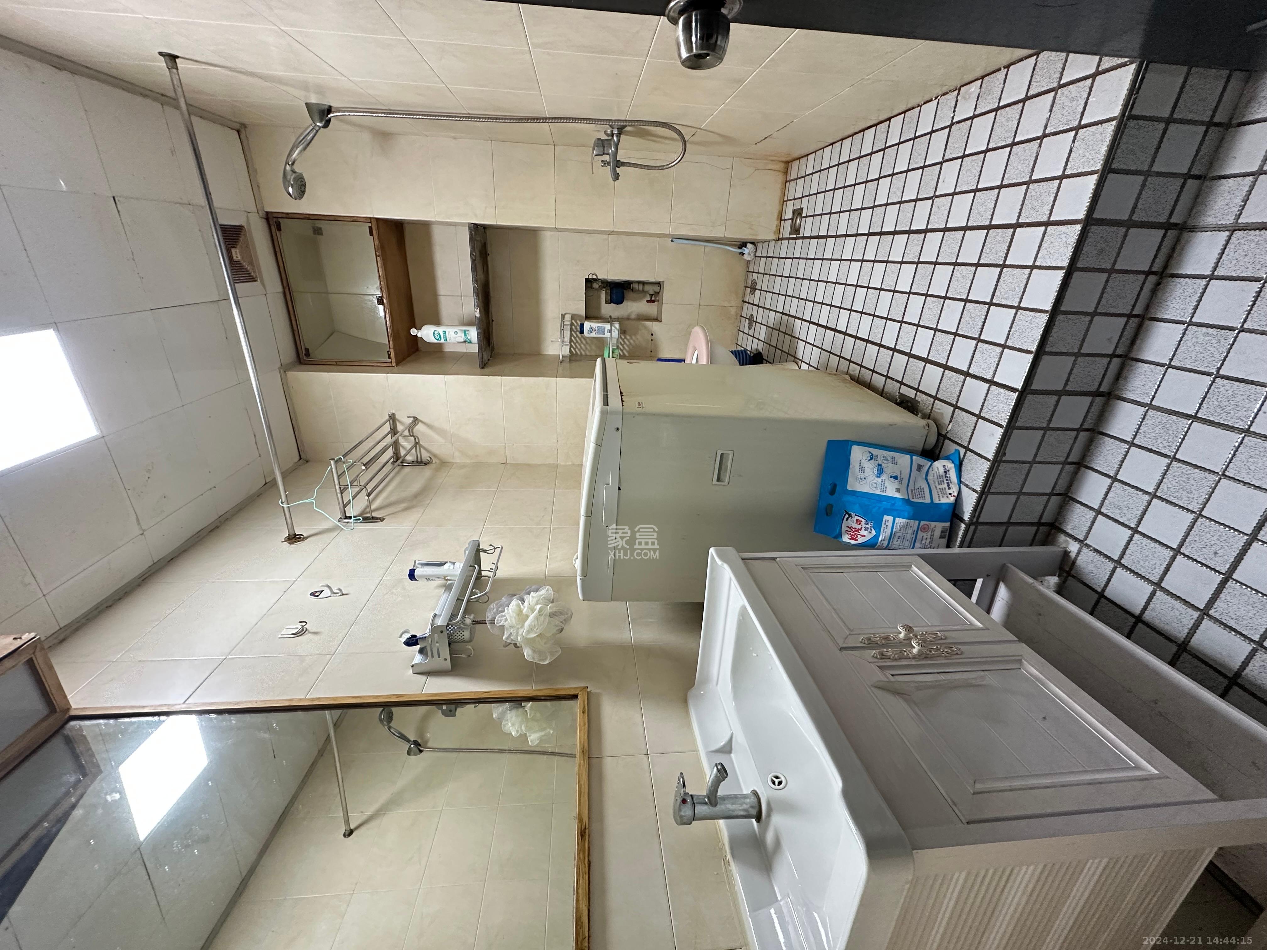 四季美景一、二期 1室0厅0卫 1200.0元/月 四季美景一、二期 1室0厅0卫 1200.0元/月室内图