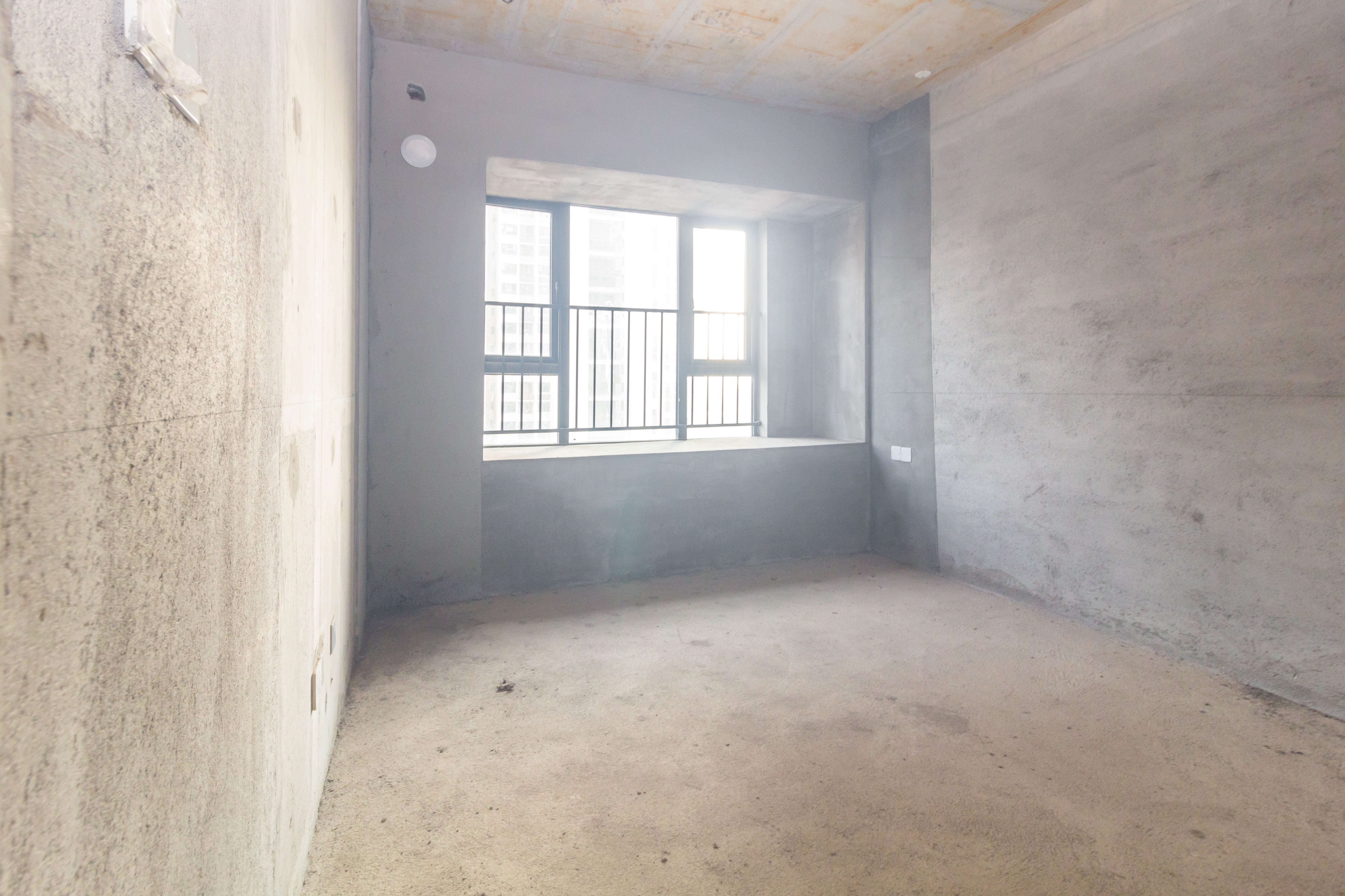 华远碧桂园海蓝城 3室2厅2卫 79.0万 华远碧桂园海蓝城 3室2厅2卫 79.0万卧室