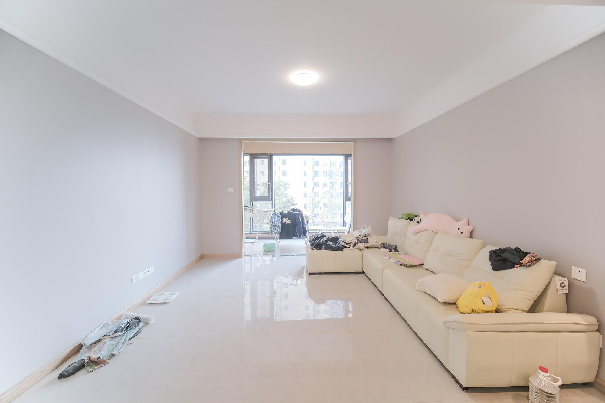 运达锦绣广场  3室2厅2卫    150.0万 运达锦绣广场  3室2厅2卫    150.0万客厅