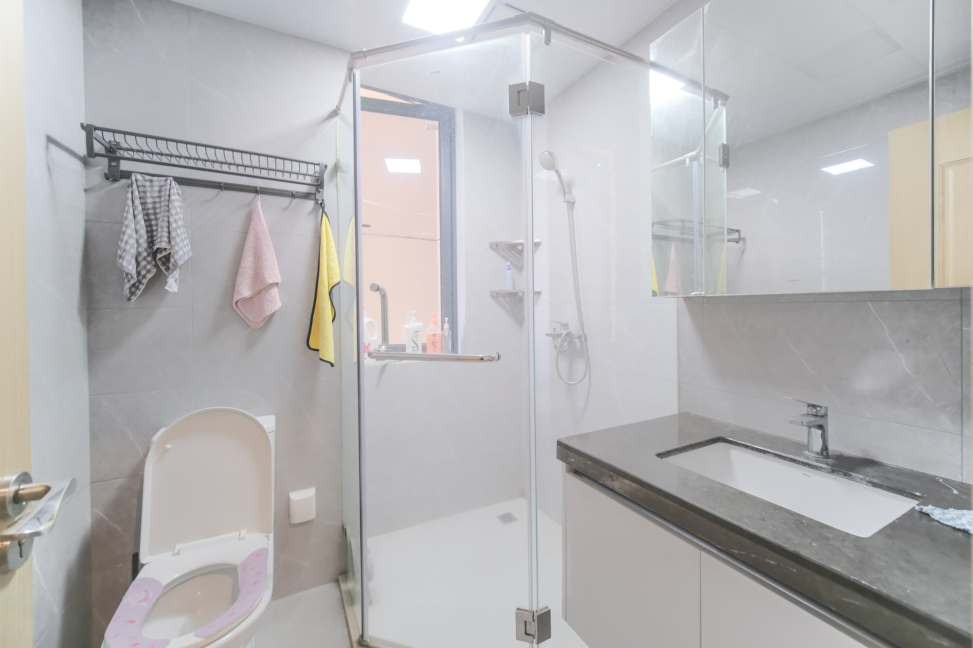 运达锦绣广场  3室2厅1卫    134.8万 运达锦绣广场  3室2厅1卫    134.8万卫生间