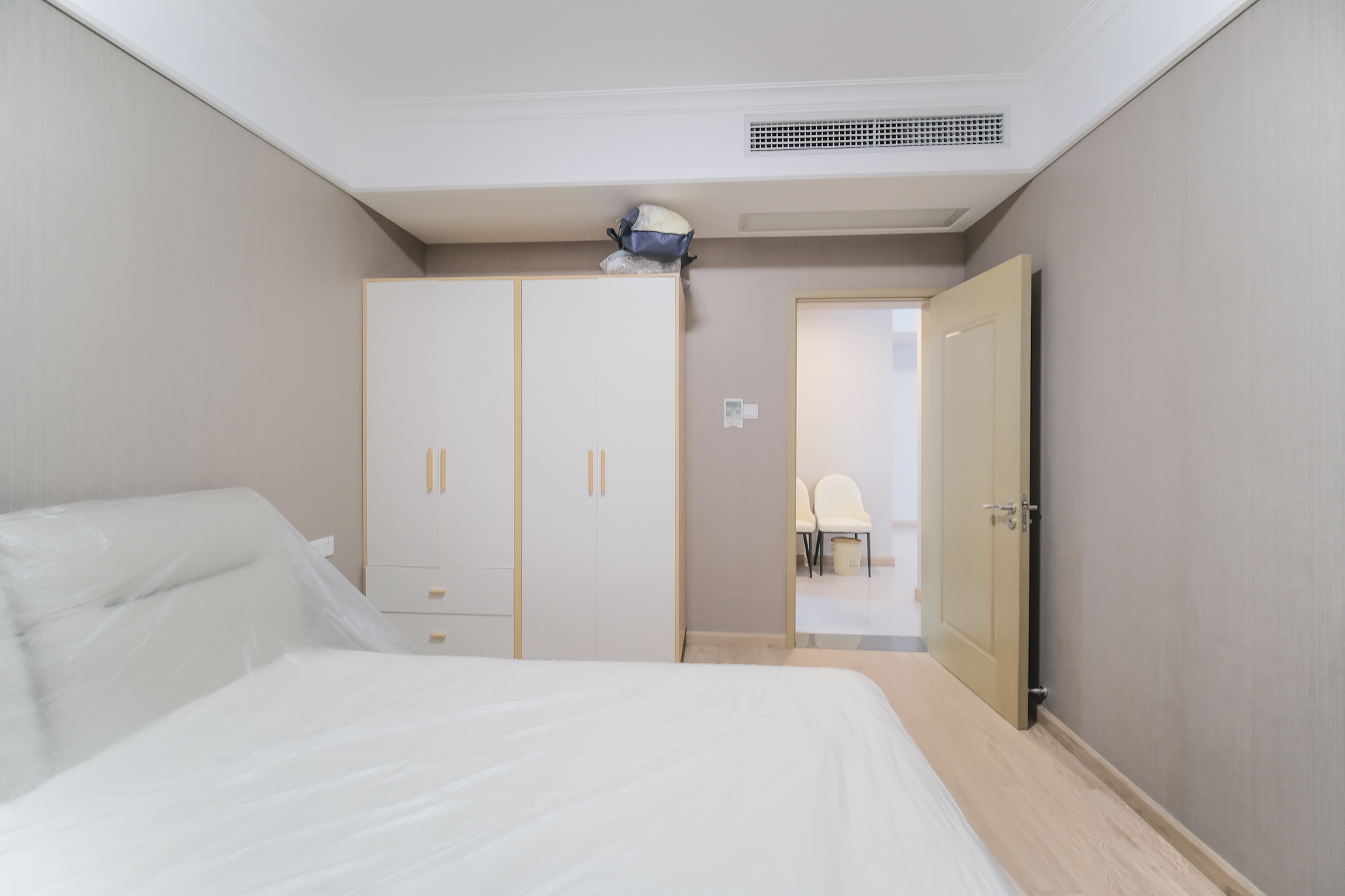 运达锦绣广场  3室2厅1卫    134.8万 运达锦绣广场  3室2厅1卫    134.8万卧室