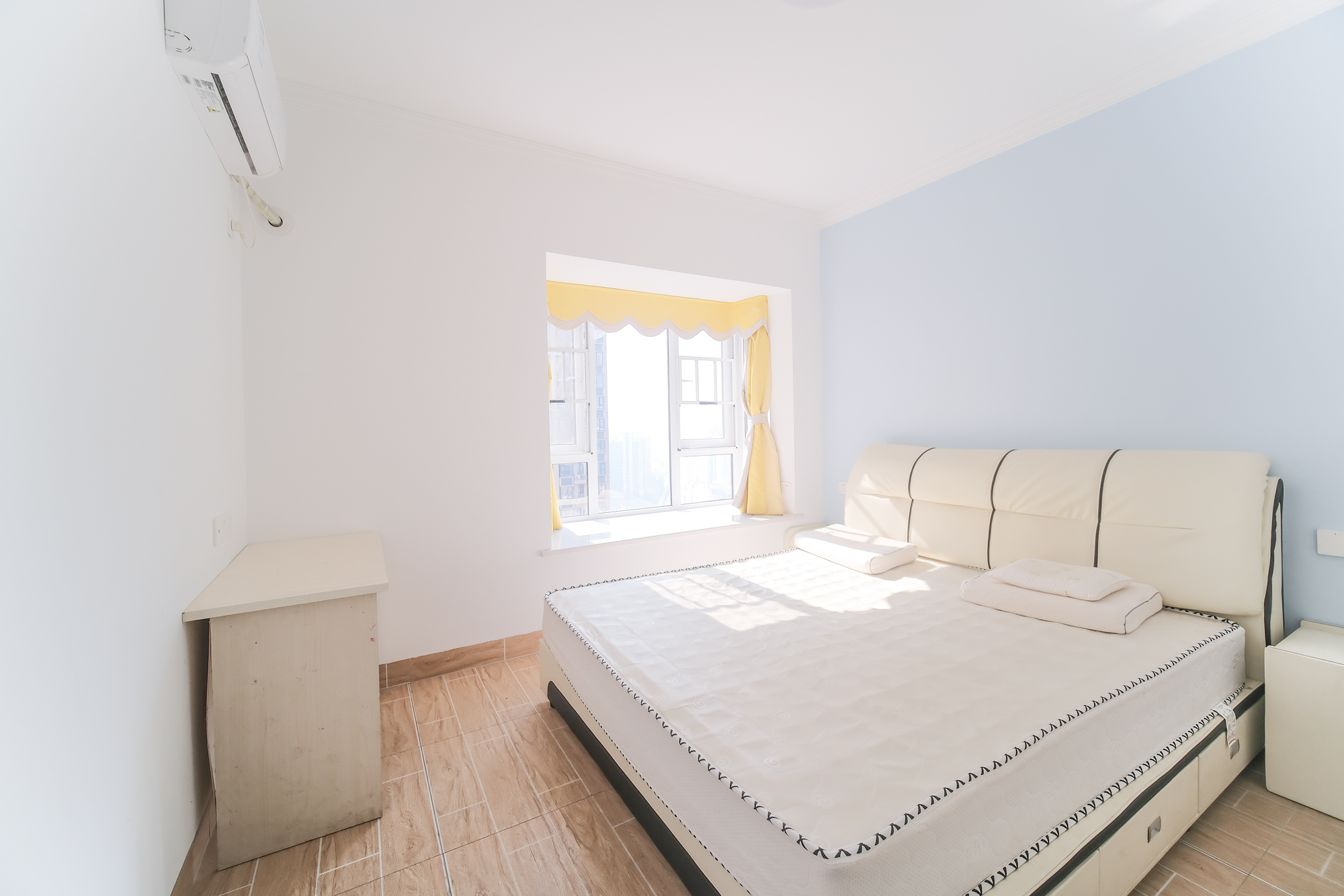 荣盛花语城  1室0厅0卫    88.0万 荣盛花语城  1室0厅0卫    88.0万卧室