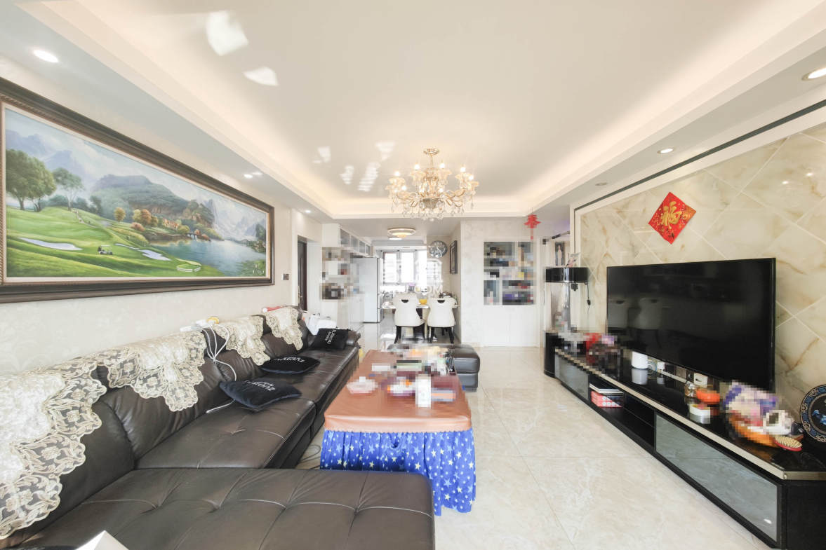 五矿万境水岸一期(万境水岸嘉苑)  3室2厅2卫    135.0万 五矿万境水岸一期(万境水岸嘉苑)  3室2厅2卫    135.0万客厅