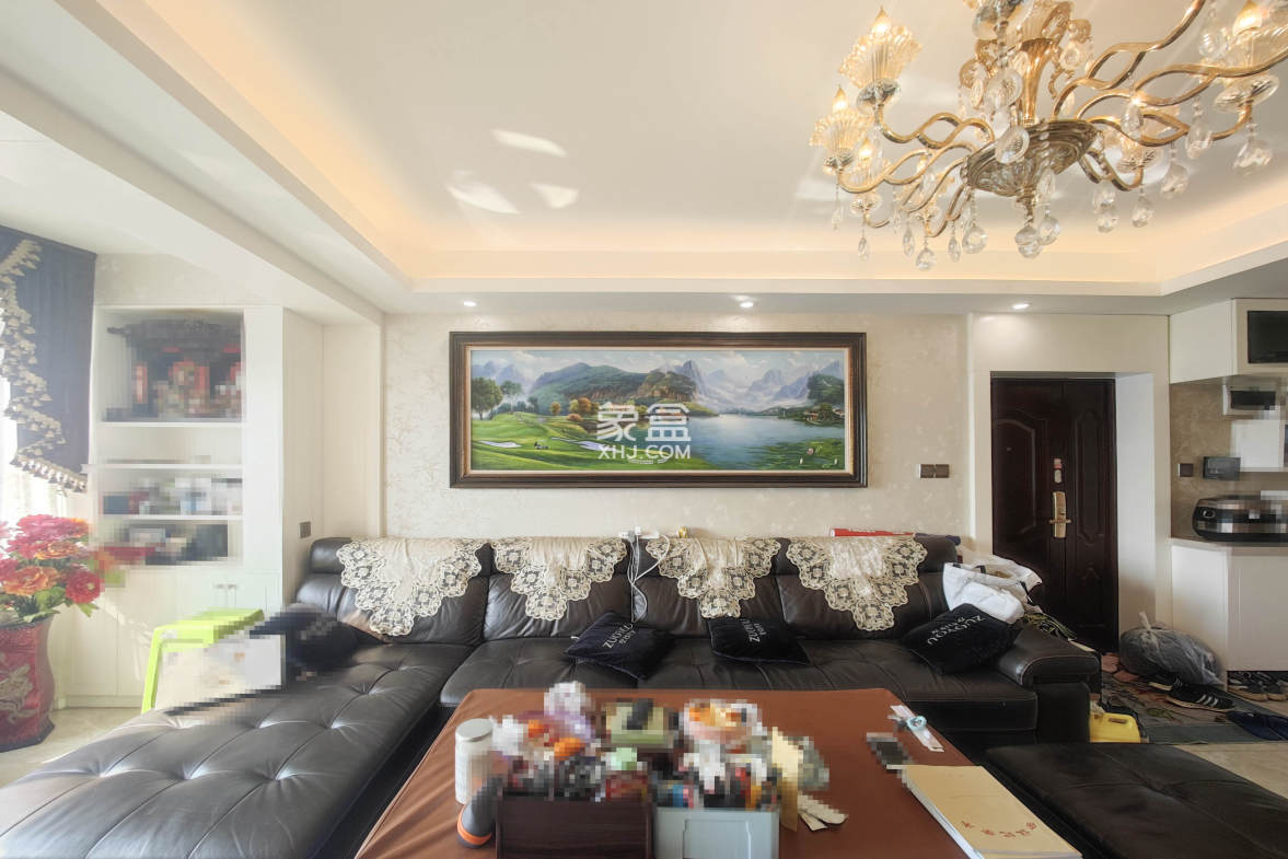 五矿万境水岸一期(万境水岸嘉苑)  3室2厅2卫    135.0万 五矿万境水岸一期(万境水岸嘉苑)  3室2厅2卫    135.0万客厅