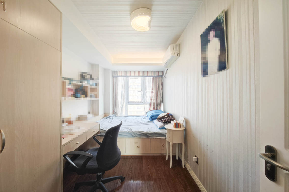 五矿万境水岸一期(万境水岸嘉苑)  3室2厅2卫    135.0万 五矿万境水岸一期(万境水岸嘉苑)  3室2厅2卫    135.0万卧室