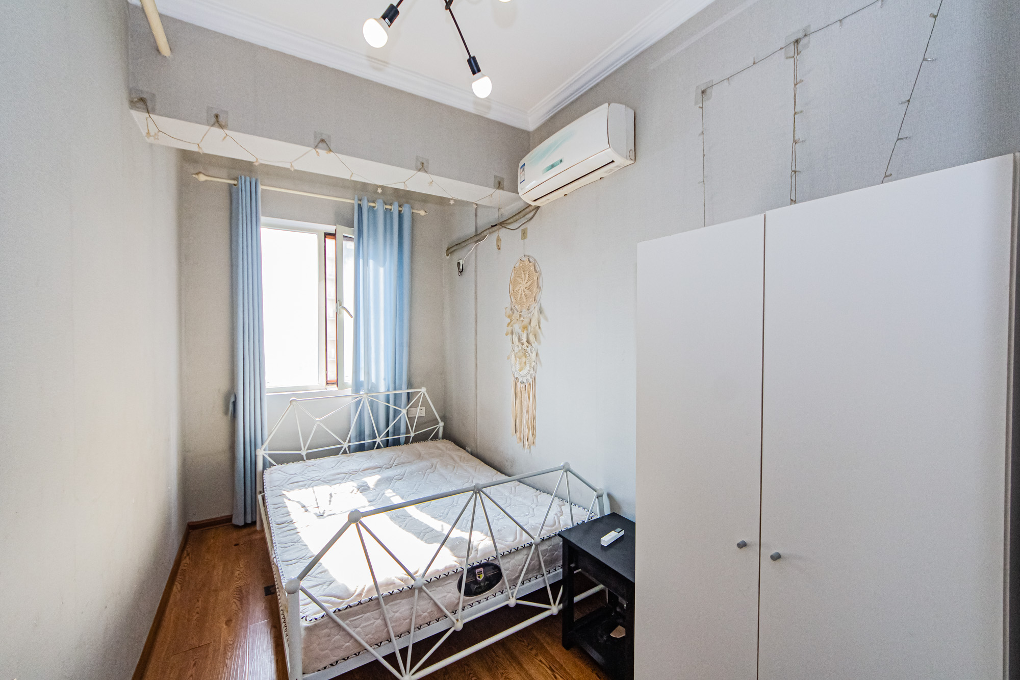 北辰三角洲E4区 2室2厅1卫 76.0万 北辰三角洲E4区 2室2厅1卫 76.0万卧室