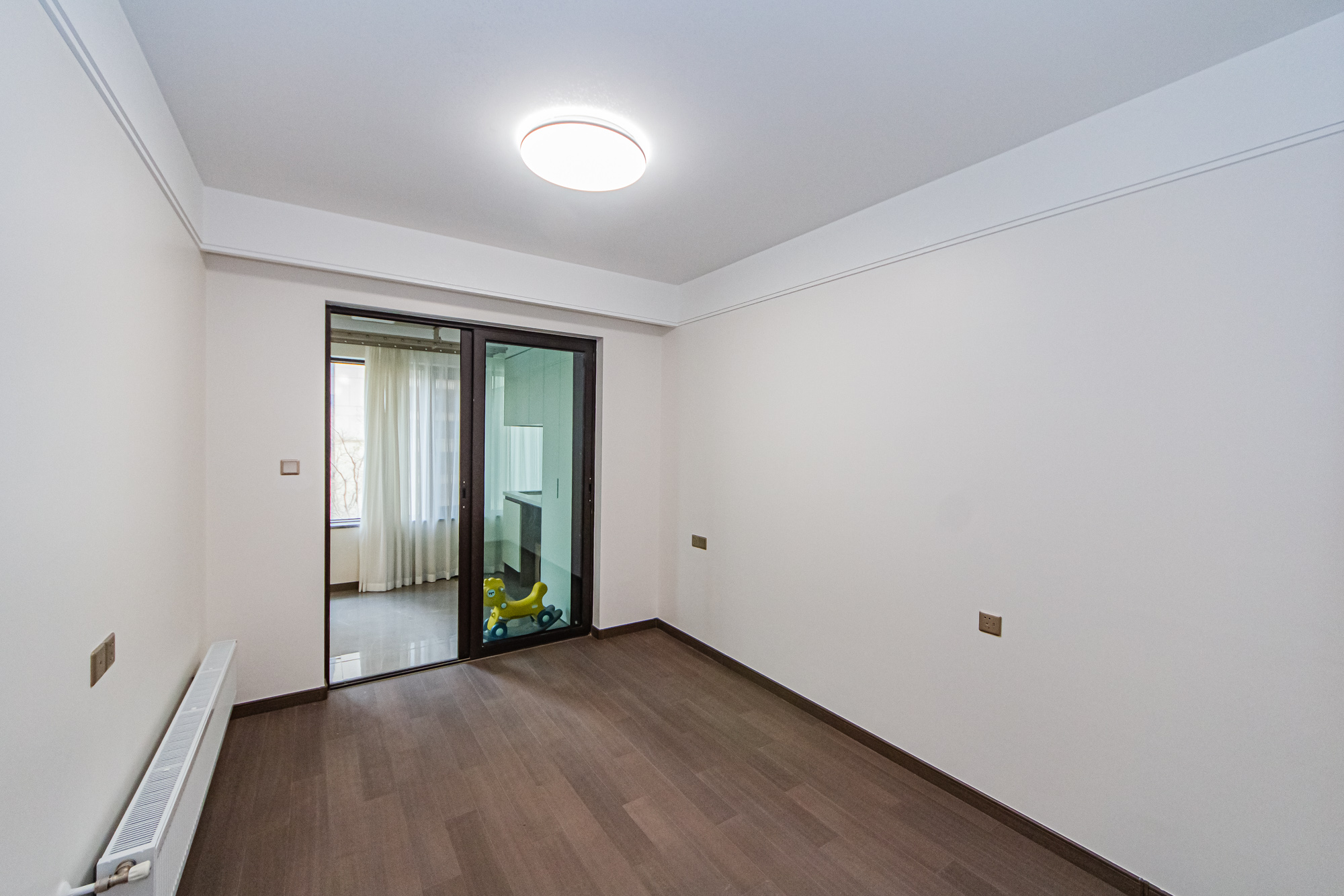 龙湖春江天玺 4室2厅2卫 218.0万 龙湖春江天玺 4室2厅2卫 218.0万卧室