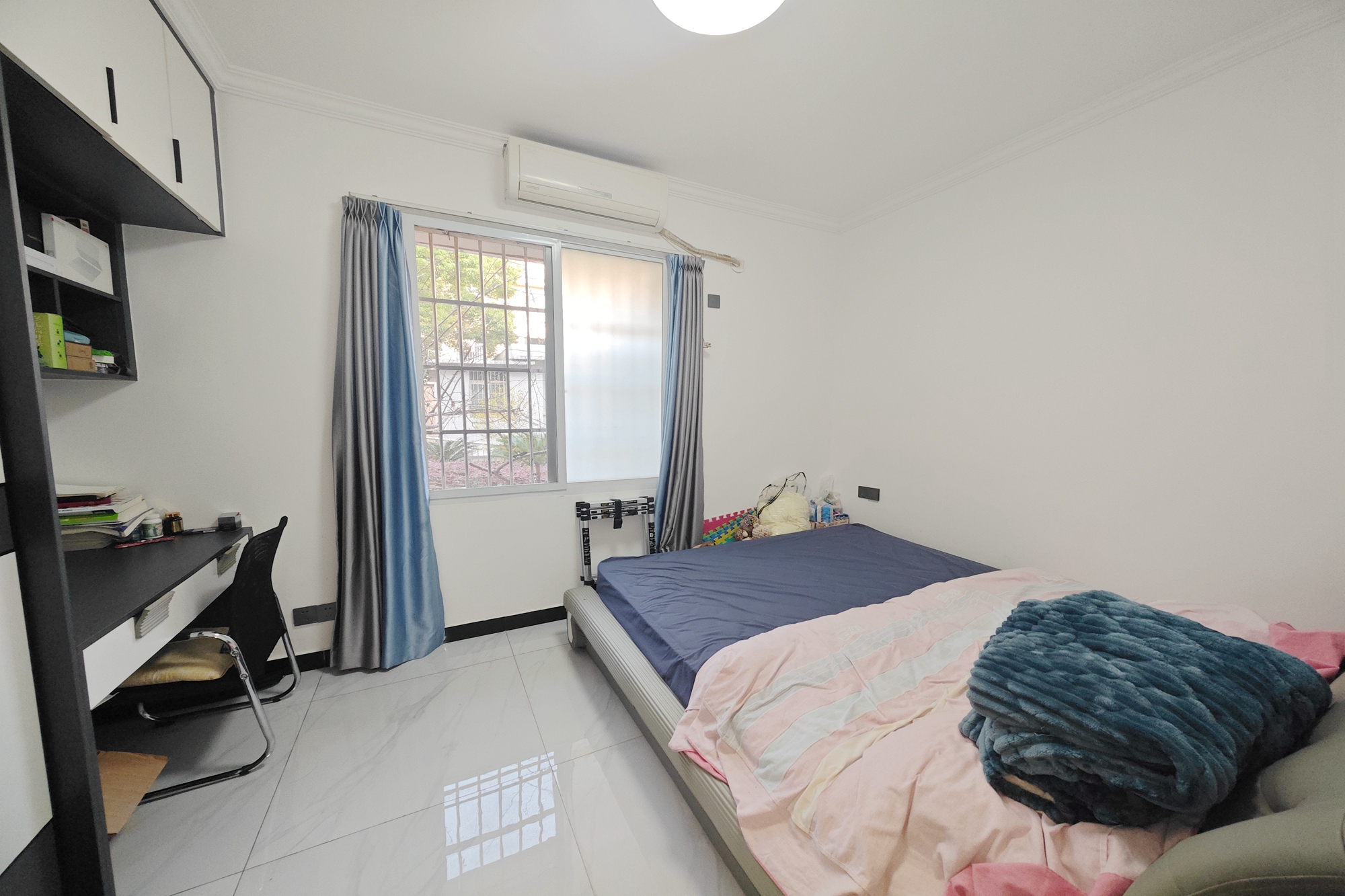 金科园  2室2厅1卫    62.8万 金科园  2室2厅1卫    62.8万卧室