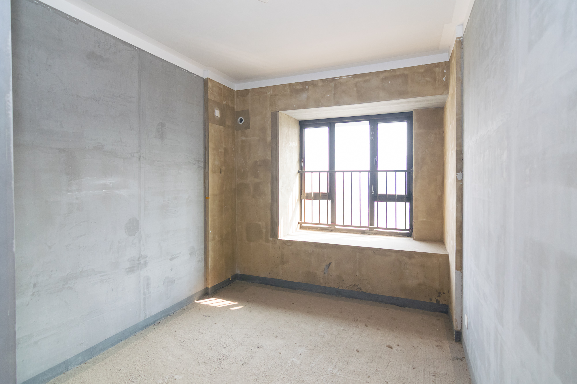 华润桃源里 4室2厅2卫 105.0万 华润桃源里 4室2厅2卫 105.0万卧室