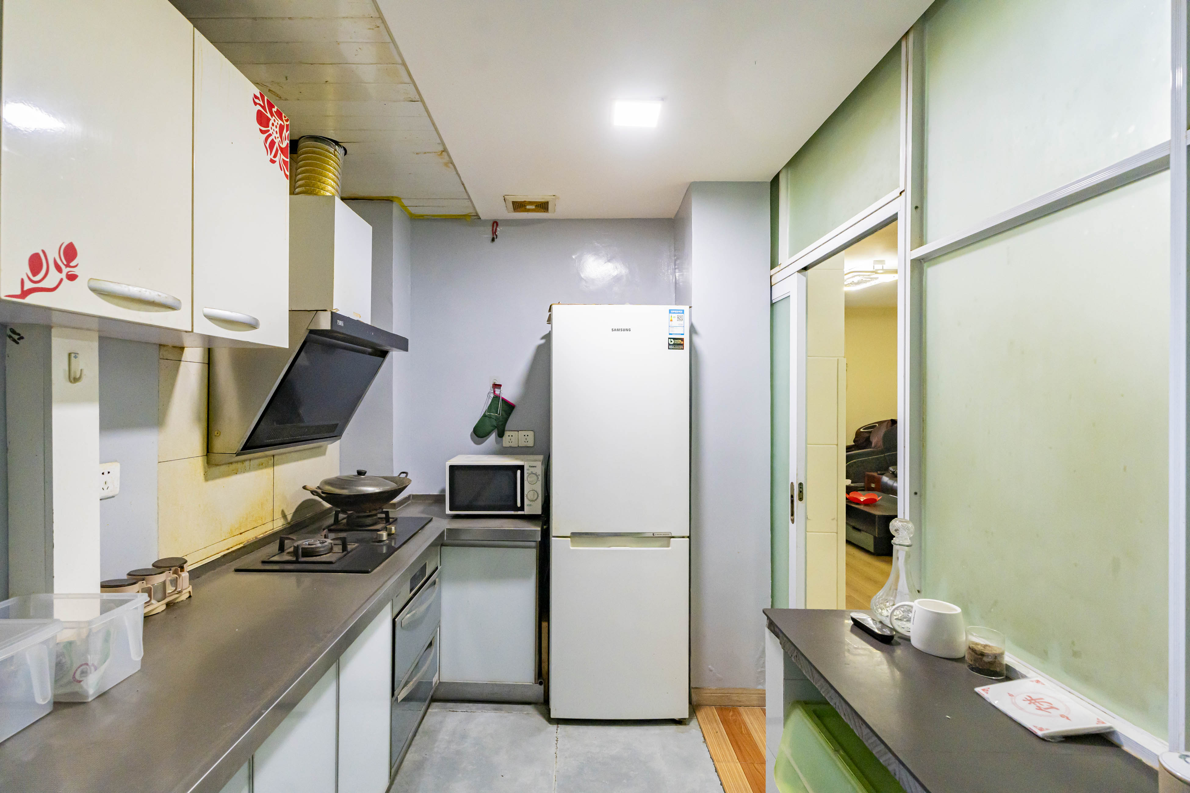 华盛新外滩 3室2厅2卫 150.0万 华盛新外滩 3室2厅2卫 150.0万厨房