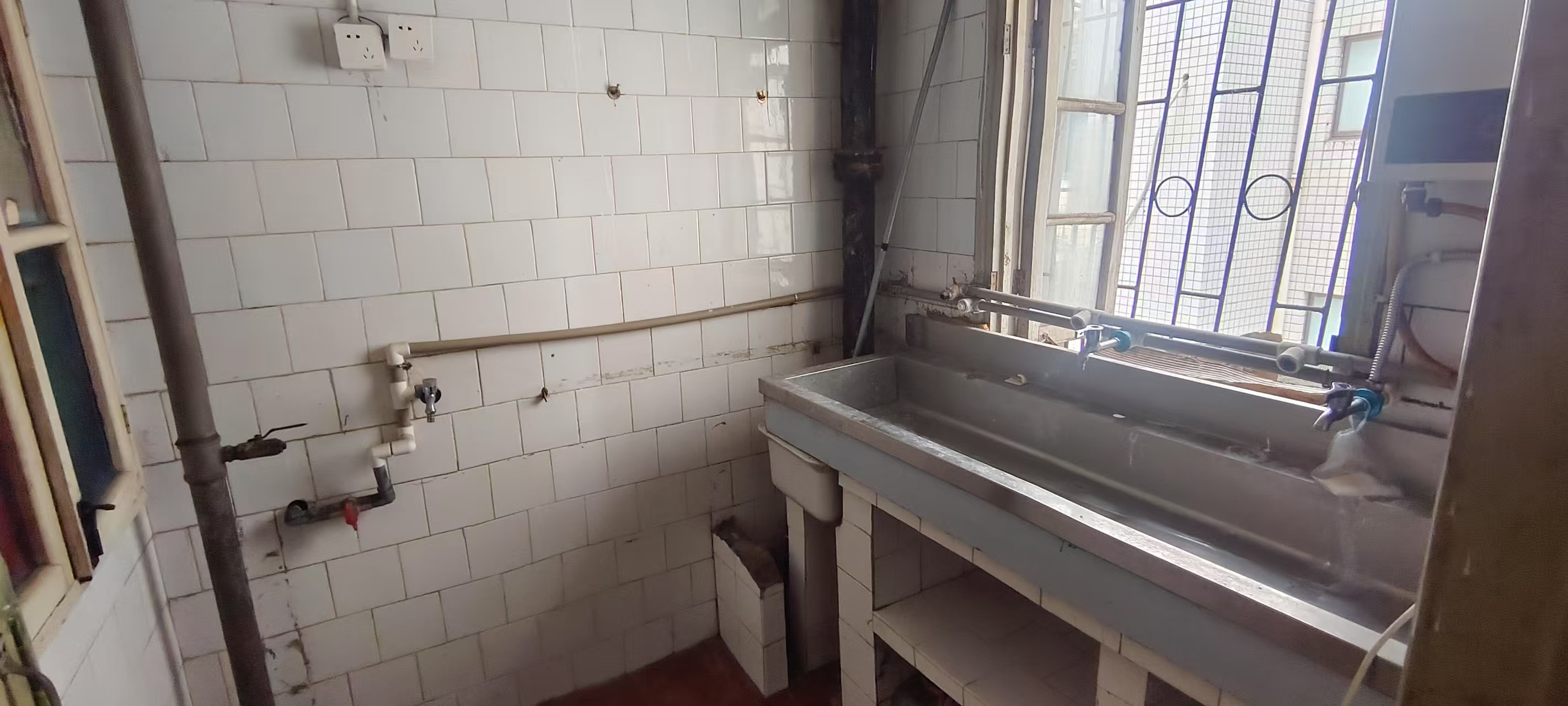 车站北路纺织品公司宿舍 3室1厅1卫 1600.0元/月 车站北路纺织品公司宿舍 3室1厅1卫 1600.0元/月室内图