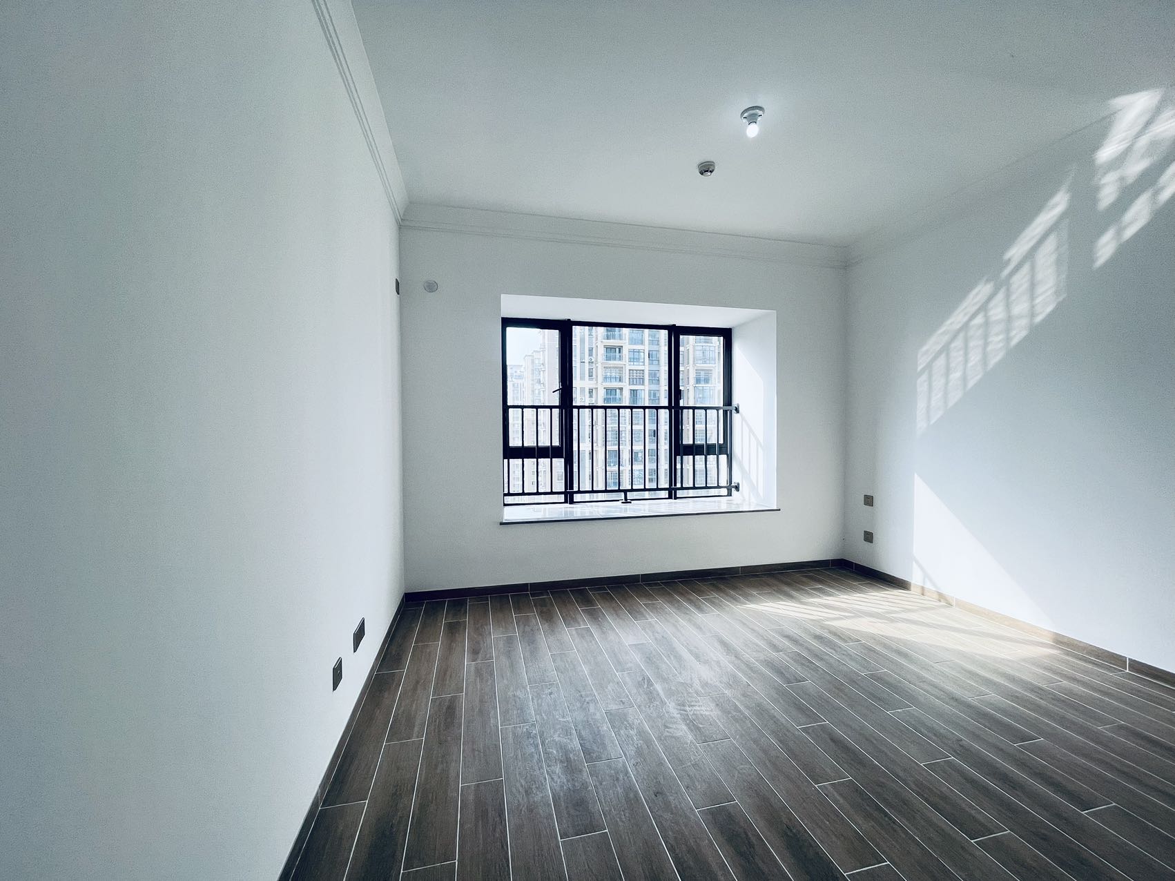 星华海岸城四期 3室2厅2卫 195.0万 星华海岸城四期 3室2厅2卫 195.0万室内图