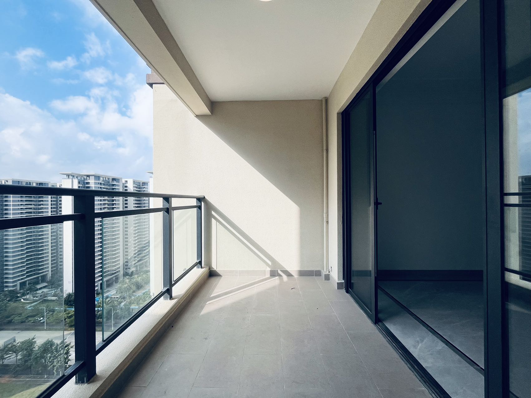 星华海岸城四期 3室2厅2卫 195.0万 星华海岸城四期 3室2厅2卫 195.0万室内图