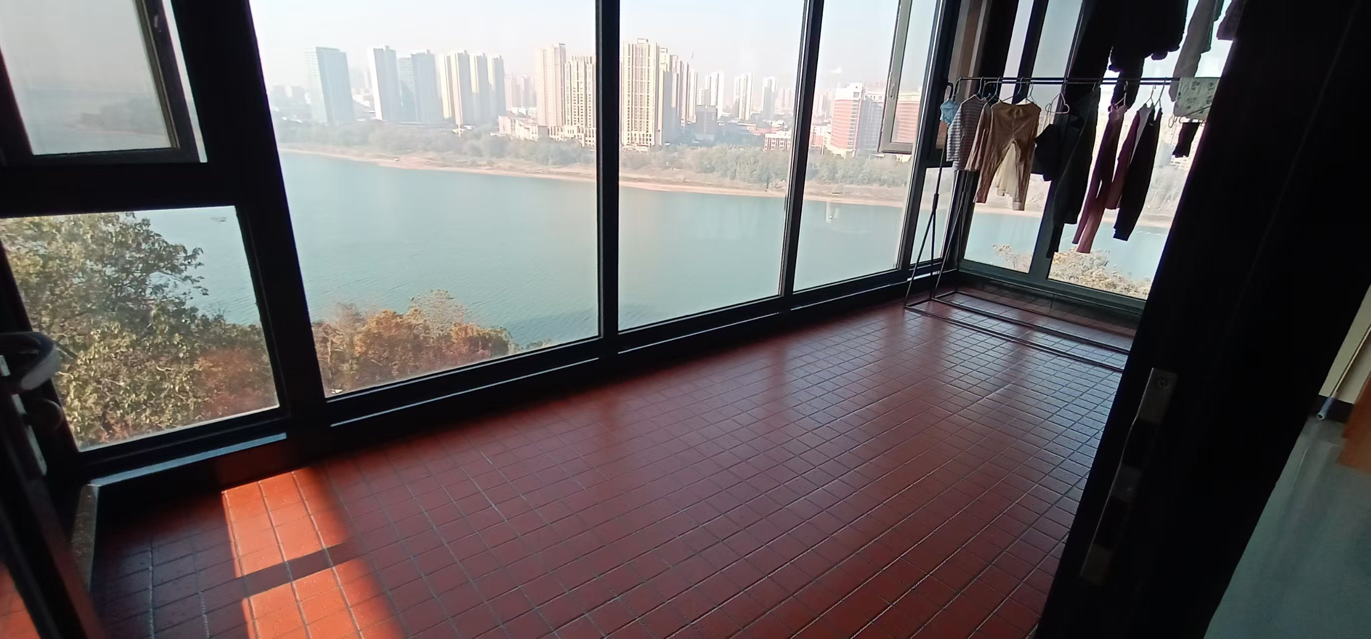 山水国际  4室2厅2卫    146.0万 山水国际  4室2厅2卫    146.0万室内图