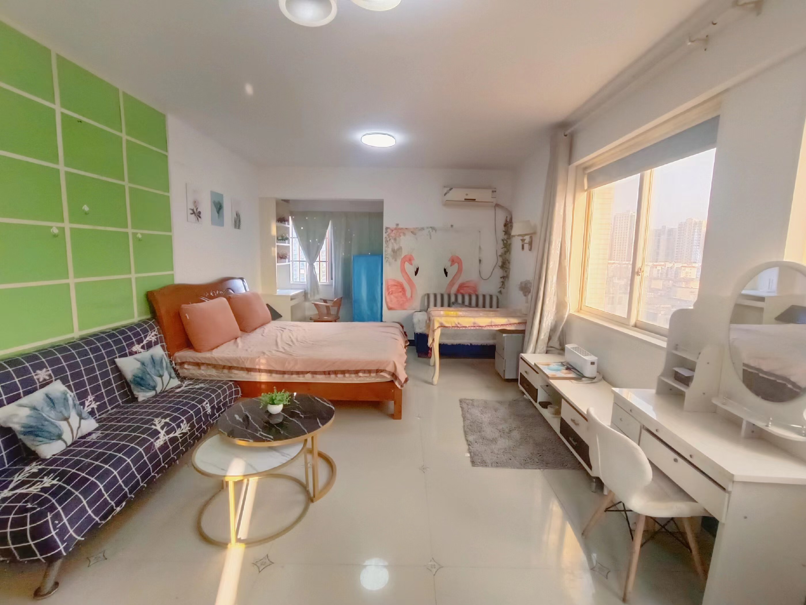 巧克力空间(建鸿达现代大厦) 1室1厅1卫 1300.0元/月 巧克力空间(建鸿达现代大厦) 1室1厅1卫 1300.0元/月室内图