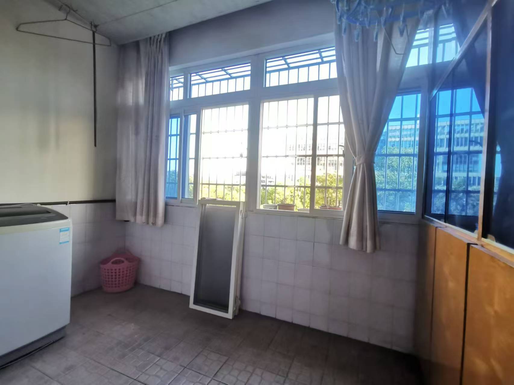 国安新村 3室2厅1卫 42.0万 国安新村 3室2厅1卫 42.0万室内图