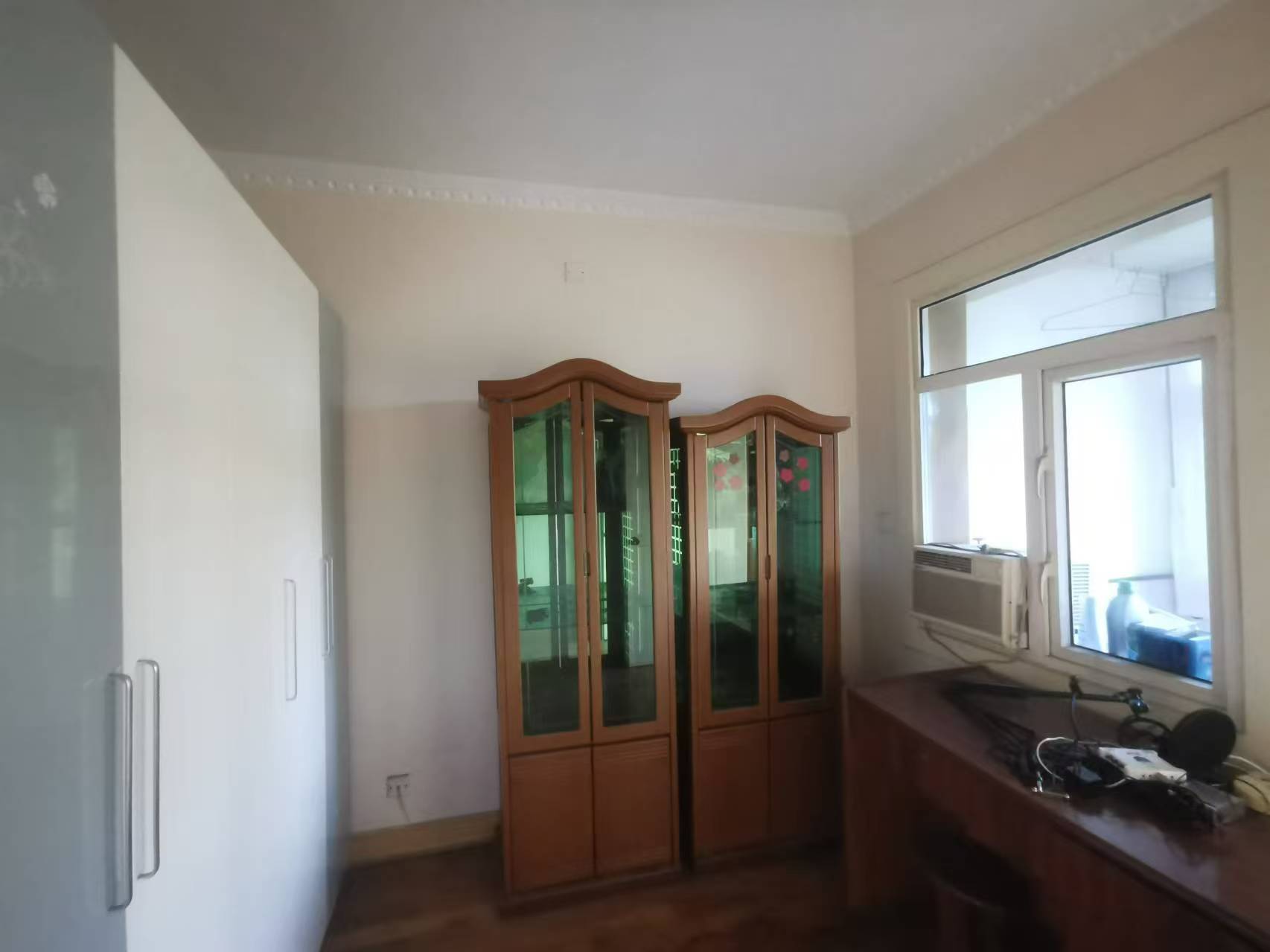 国安新村 3室2厅1卫 42.0万 国安新村 3室2厅1卫 42.0万室内图