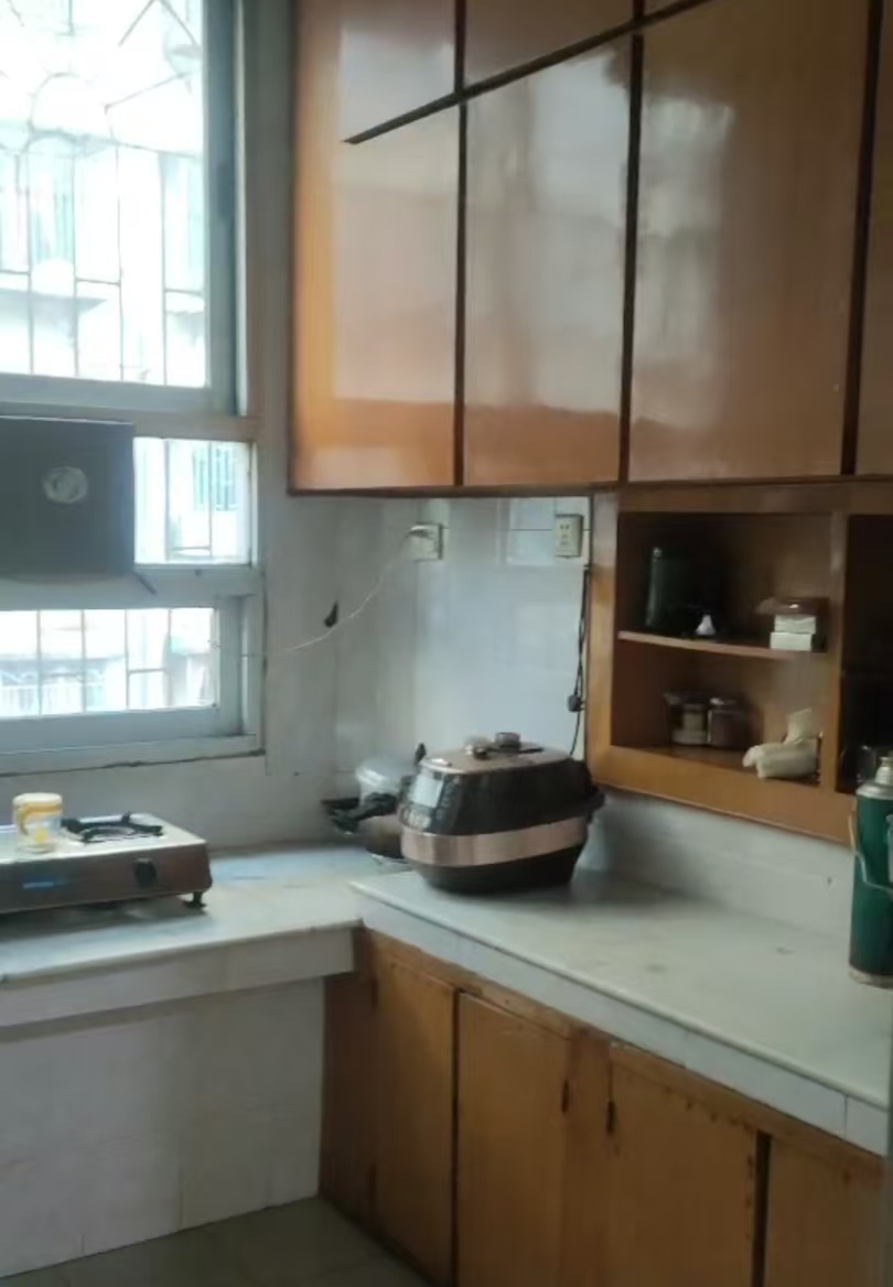 征稽处家属楼 3室2厅1卫 1200.0元/月 征稽处家属楼 3室2厅1卫 1200.0元/月室内图