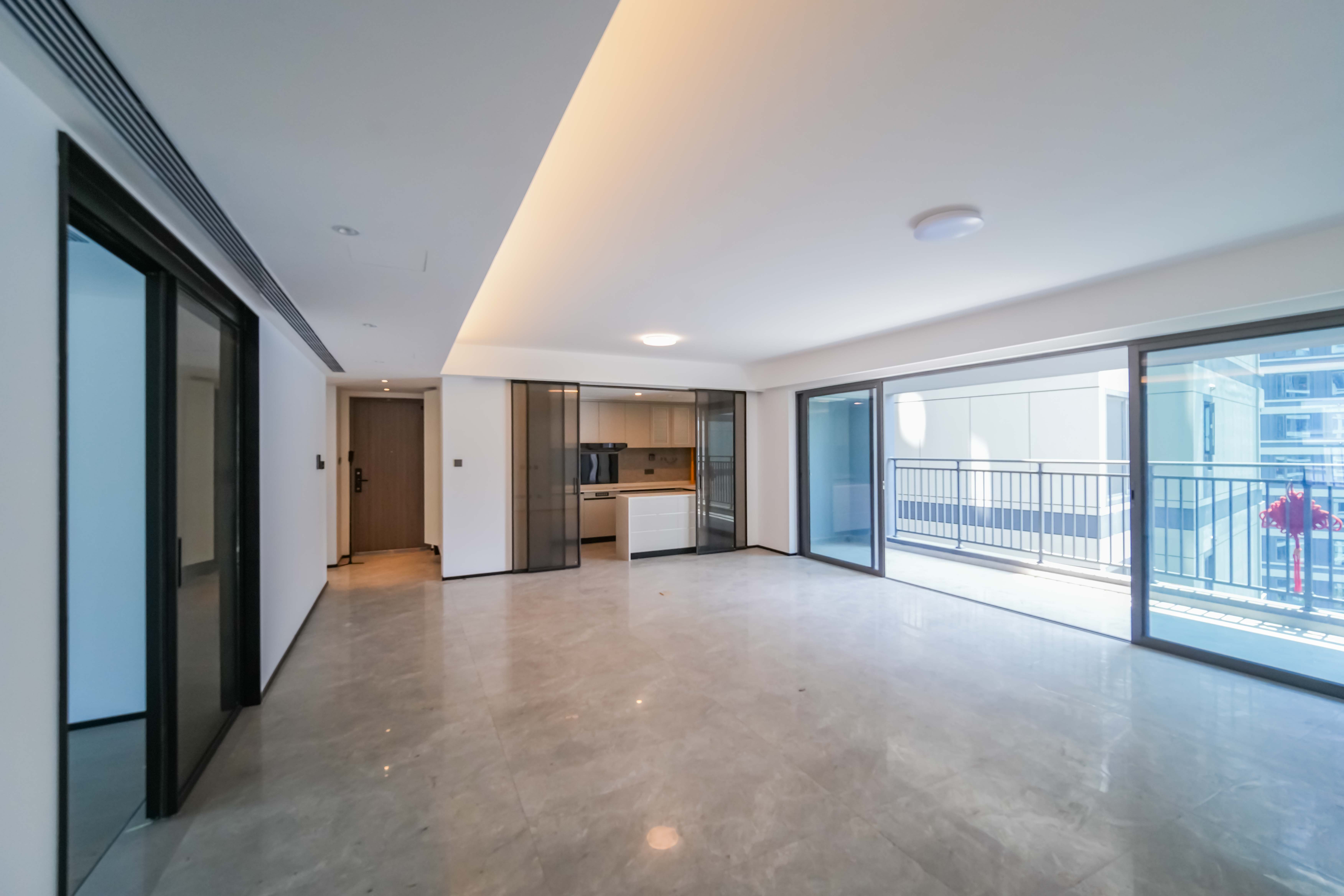 轨道万科悦府  4室2厅2卫    210.0万 轨道万科悦府  4室2厅2卫    210.0万客厅