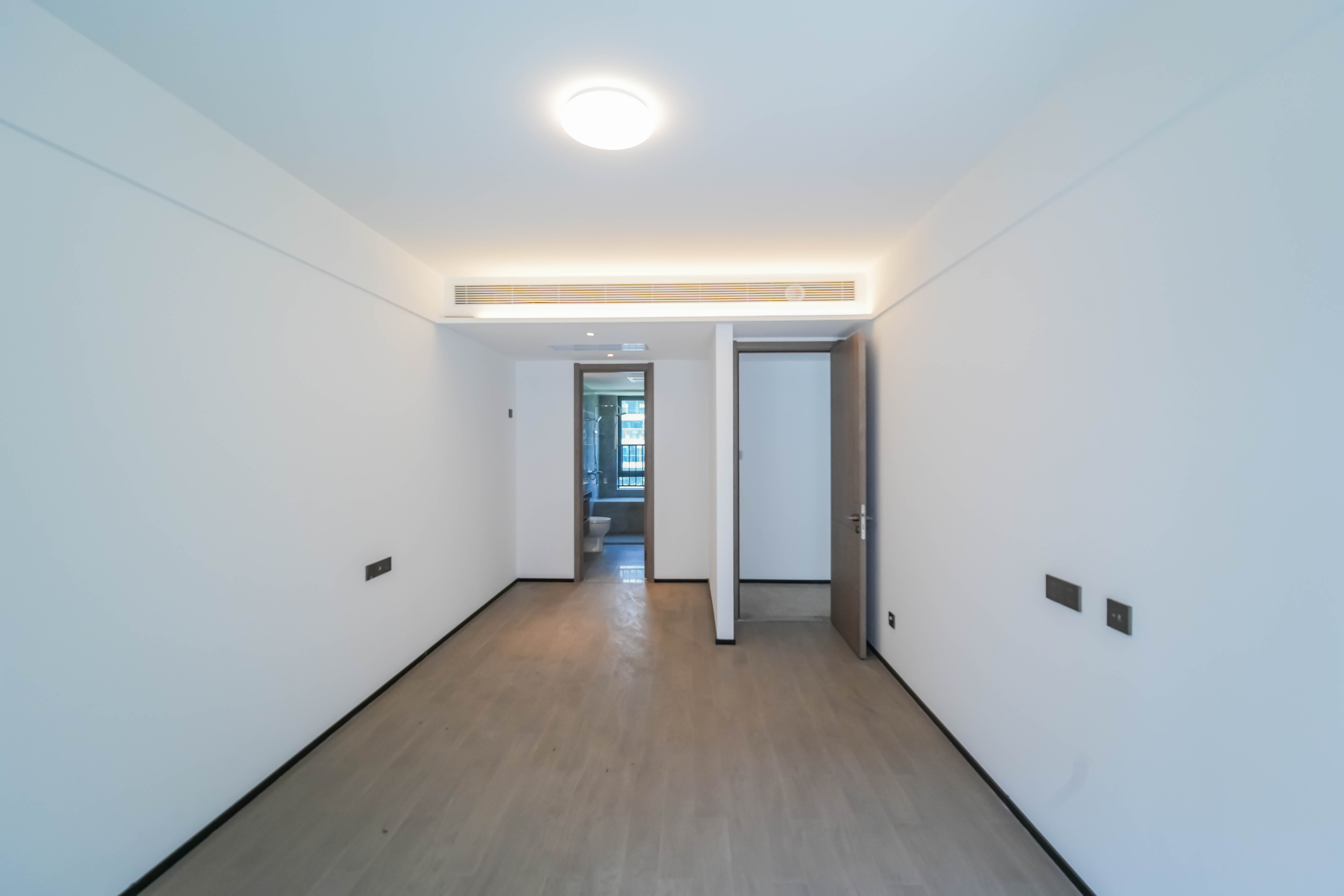 轨道万科悦府  4室2厅2卫    210.0万 轨道万科悦府  4室2厅2卫    210.0万卧室