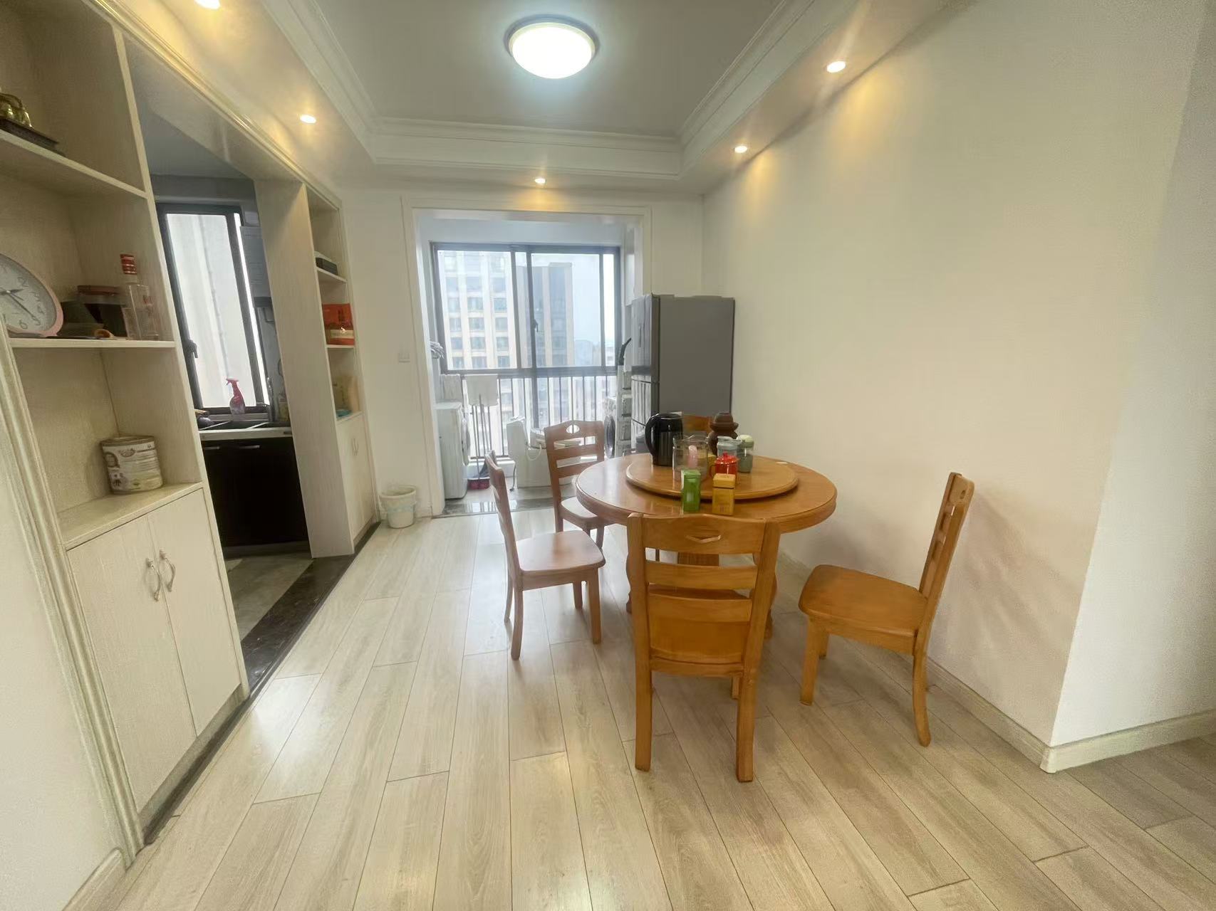 中泰财富湘江 4室2厅2卫 78.8万 中泰财富湘江 4室2厅2卫 78.8万室内图