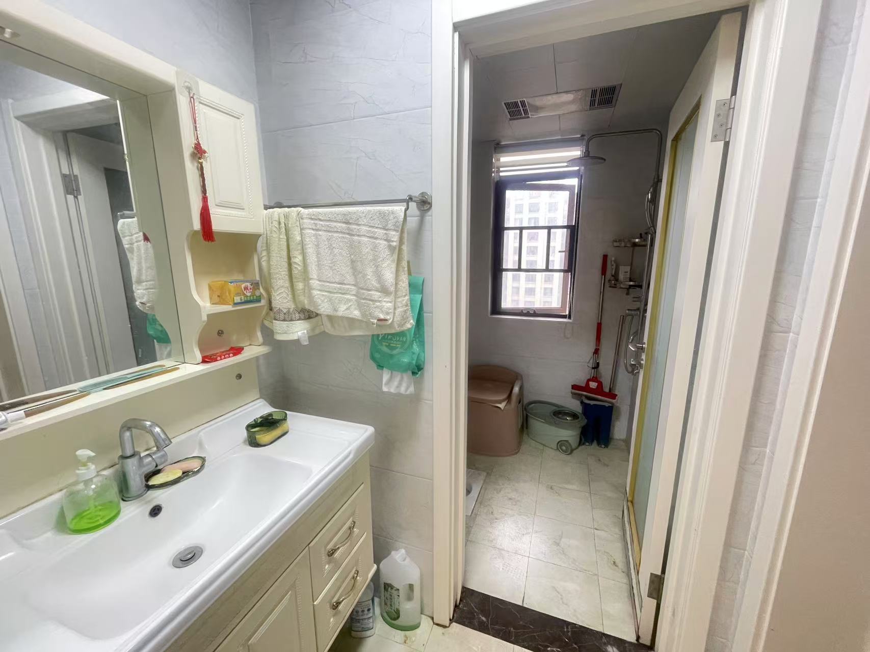 中泰财富湘江 4室2厅2卫 78.8万 中泰财富湘江 4室2厅2卫 78.8万室内图