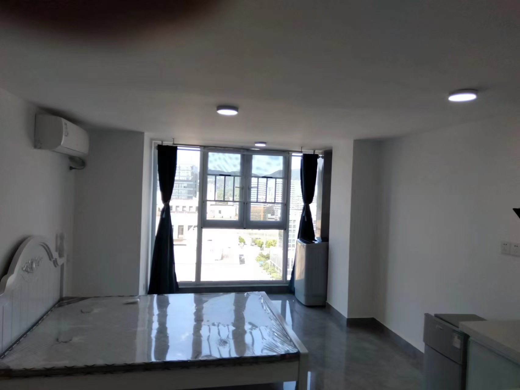 金地中交麓谷香颂(金地中交雅苑)  1室1厅1卫    1500.0元/月室内图