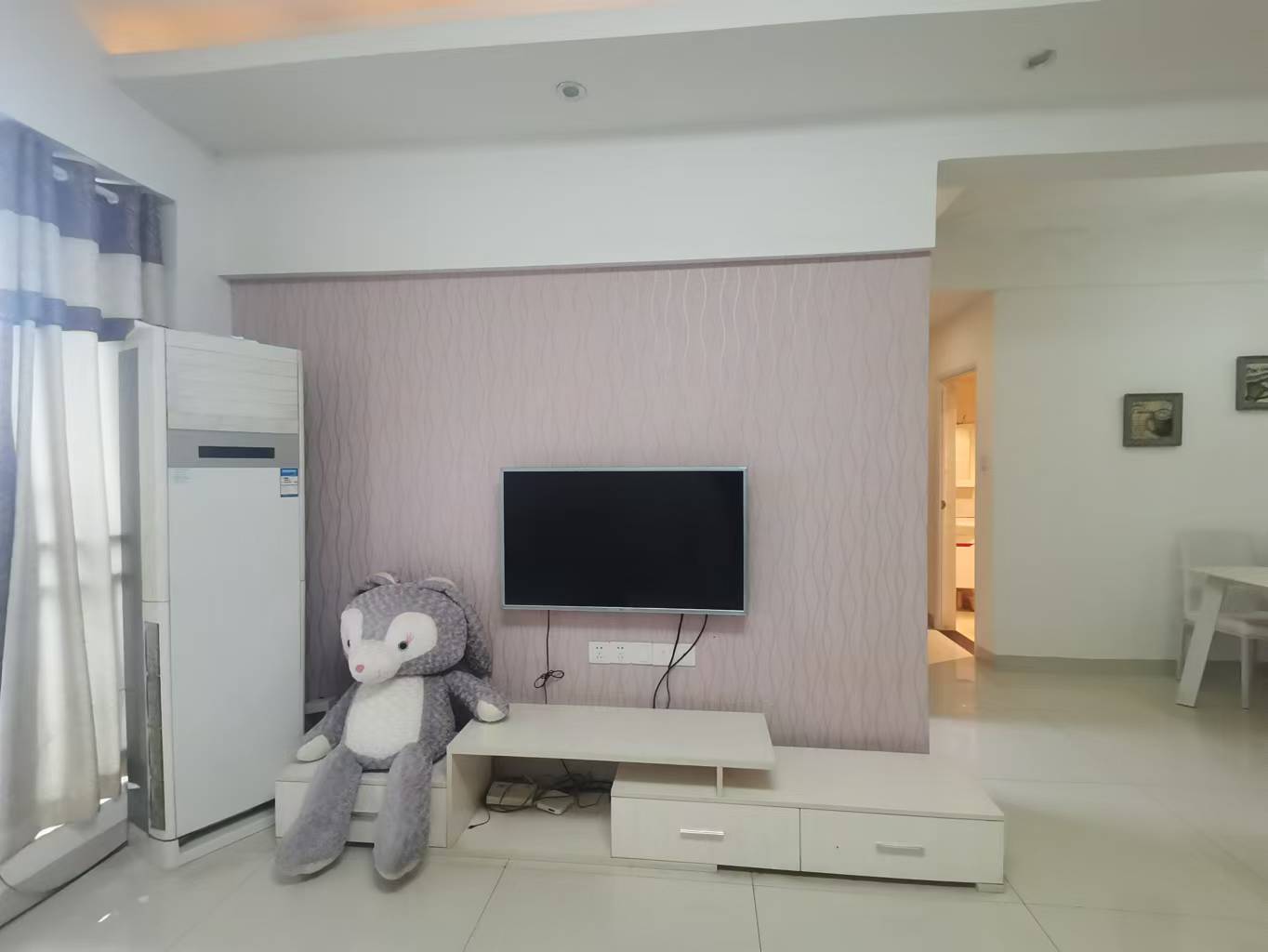 鸿泰国际 2室1厅1卫 50.0万 鸿泰国际 2室1厅1卫 50.0万室内图