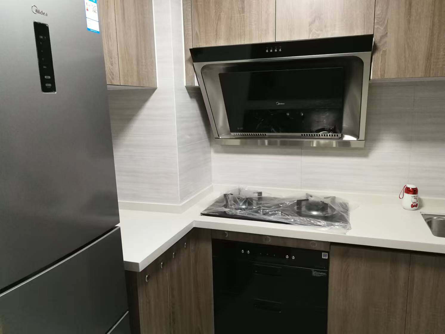 美的翰城  3室2厅2卫    2300.0元/月 美的翰城  3室2厅2卫    2300.0元/月室内图