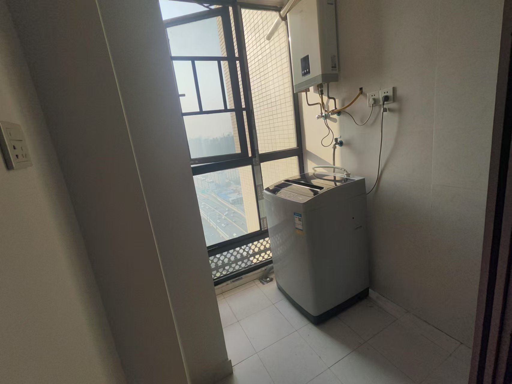 长房半岛蓝湾(观山月) 1室1厅1卫 1500.0元/月 长房半岛蓝湾(观山月) 1室1厅1卫 1500.0元/月室内图