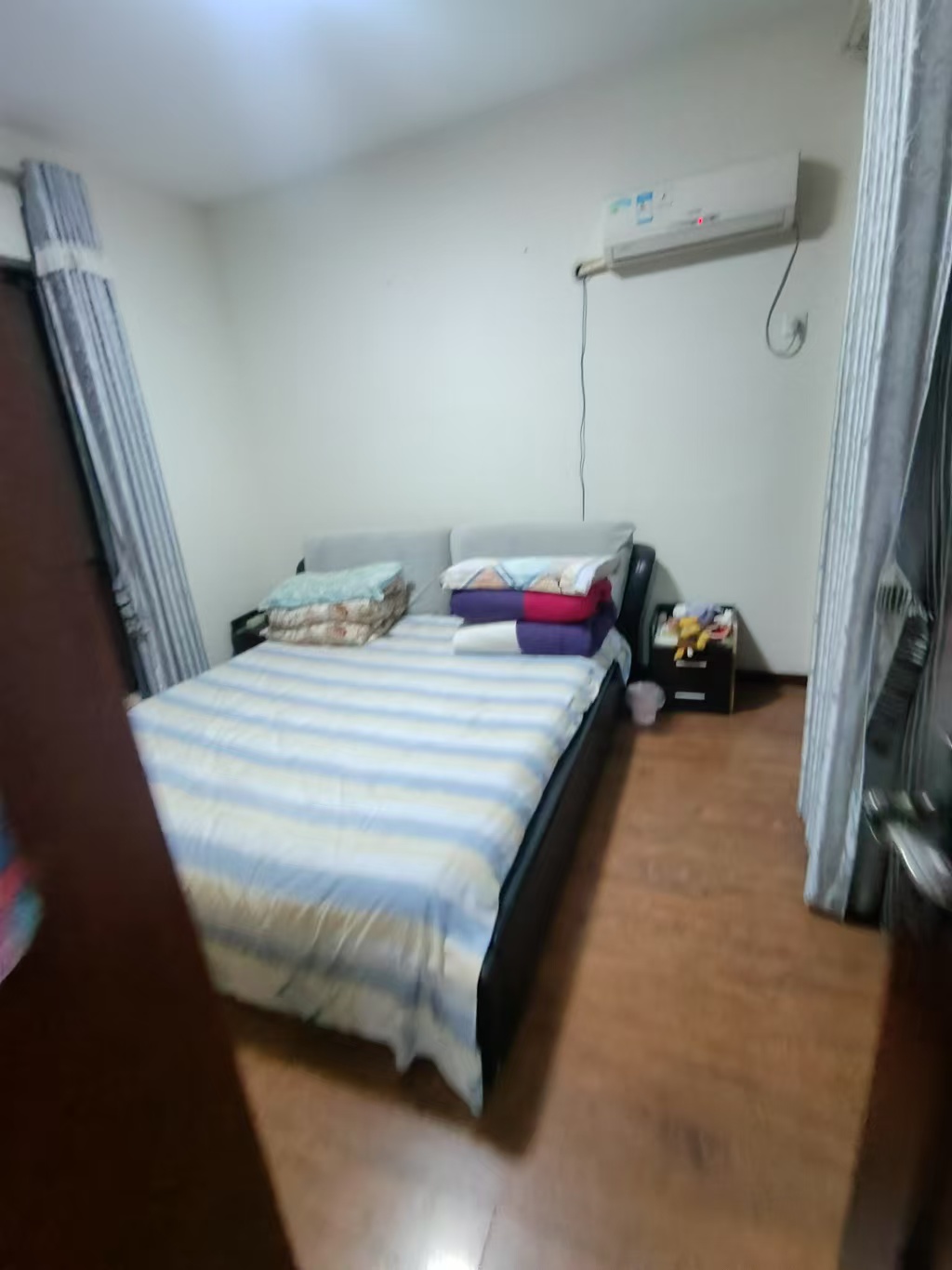 水岸天际(一期、二期) 2室2厅1卫 1800.0元/月 水岸天际(一期、二期) 2室2厅1卫 1800.0元/月室内图