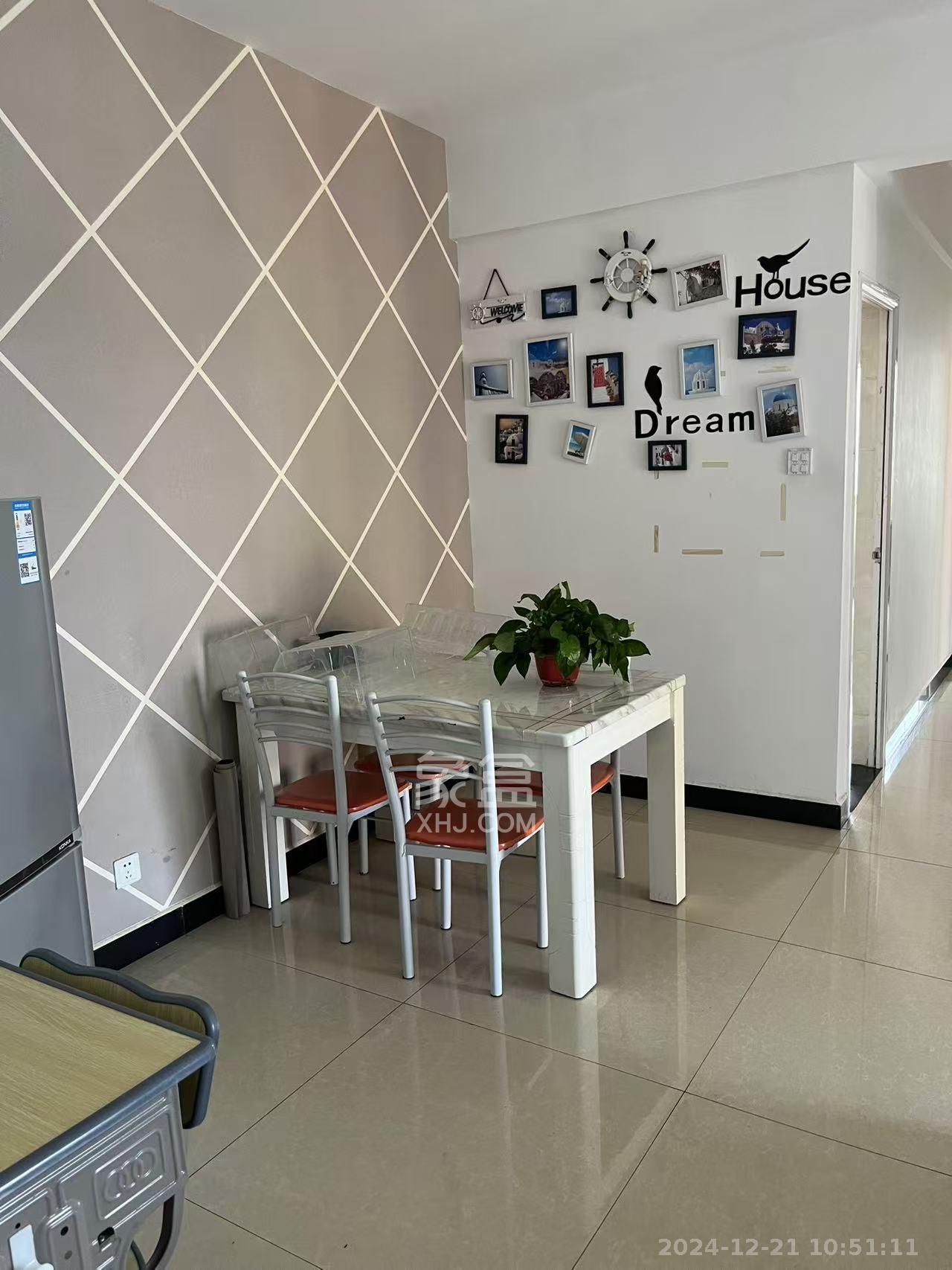 万里时代  3室2厅1卫    3000.0元/月室内图