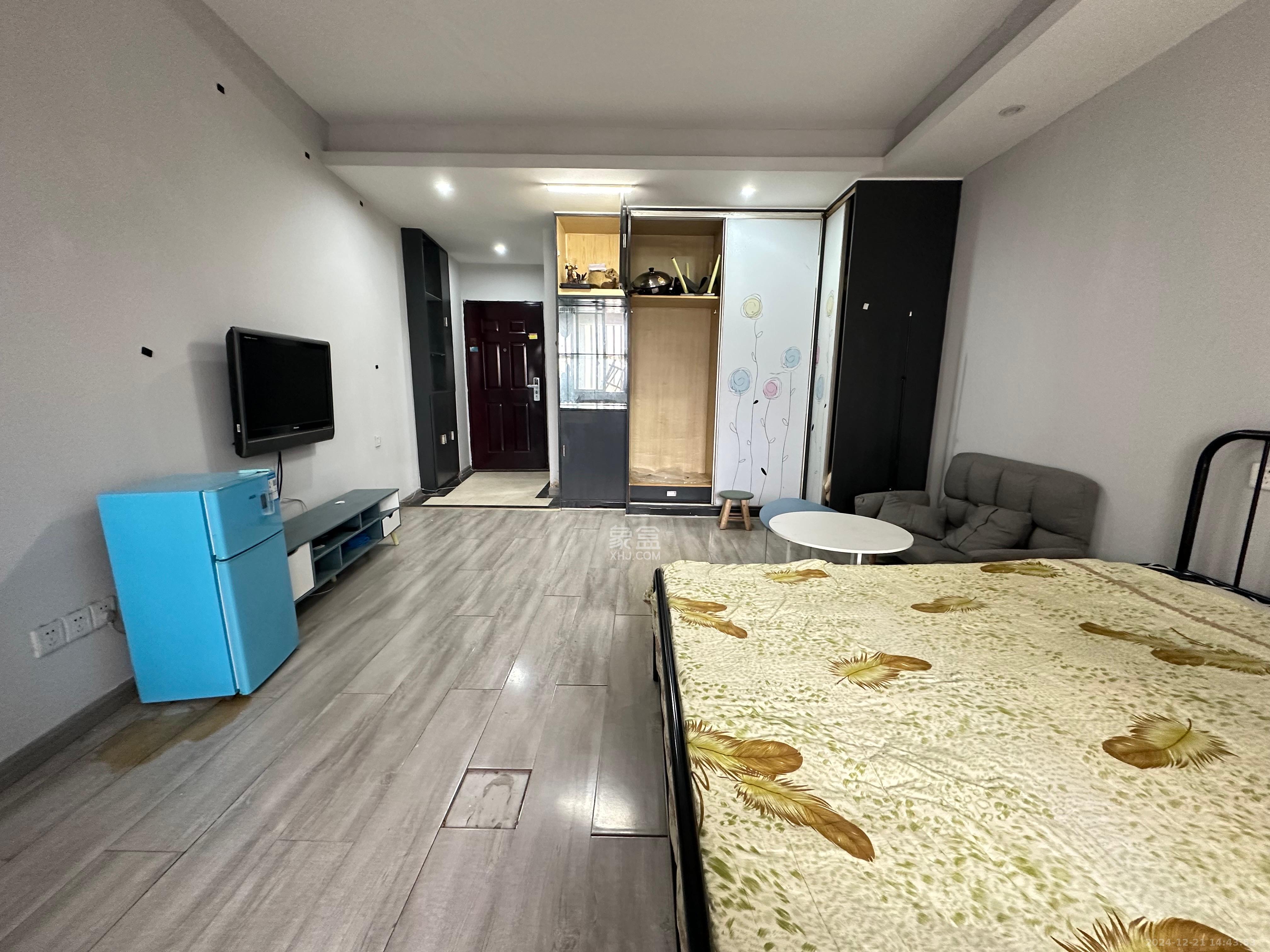 四季美景一、二期 1室0厅0卫 1200.0元/月 四季美景一、二期 1室0厅0卫 1200.0元/月室内图