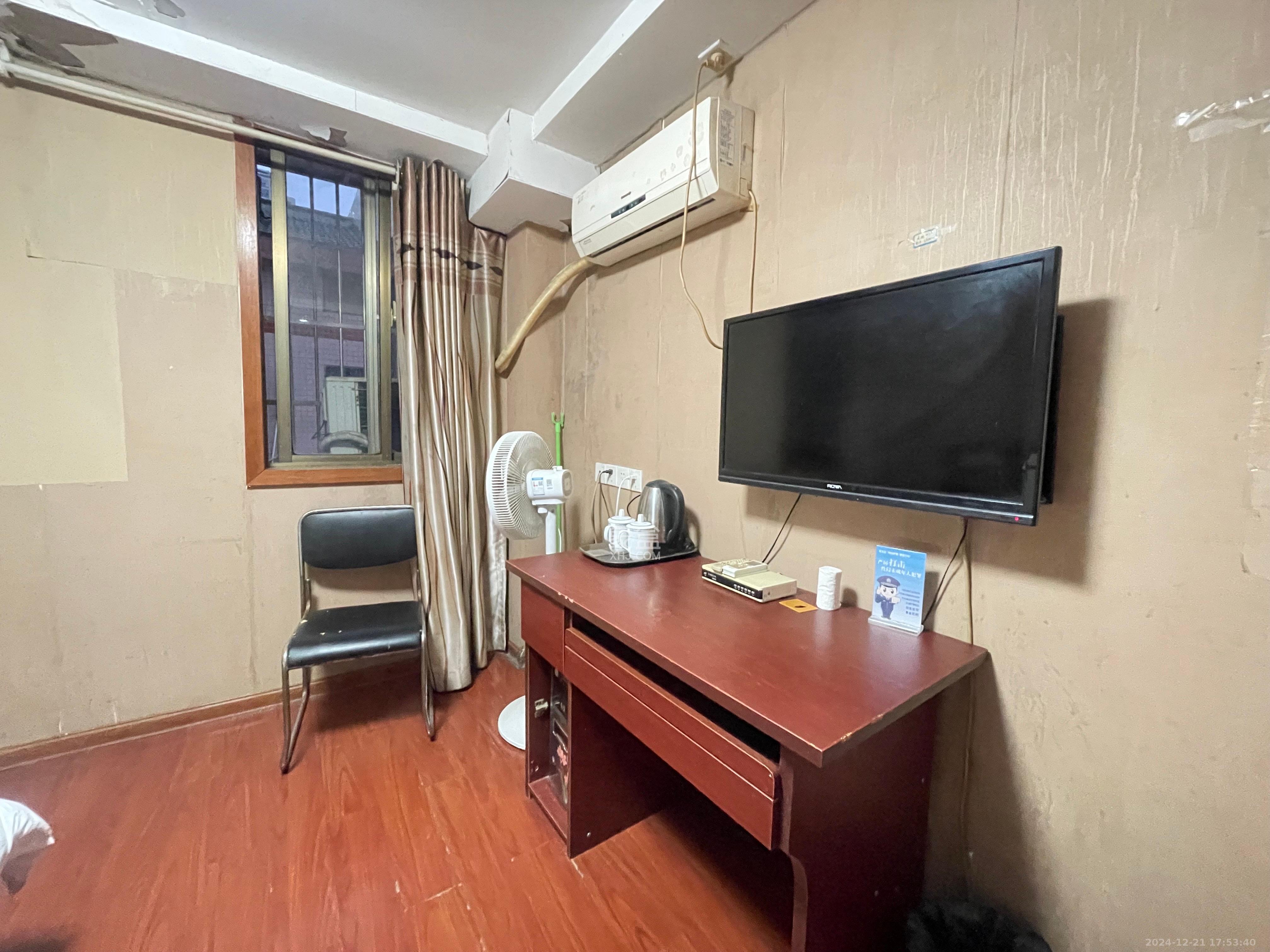 高桥火焰市场 1室0厅1卫 1000.0元/月 高桥火焰市场 1室0厅1卫 1000.0元/月室内图