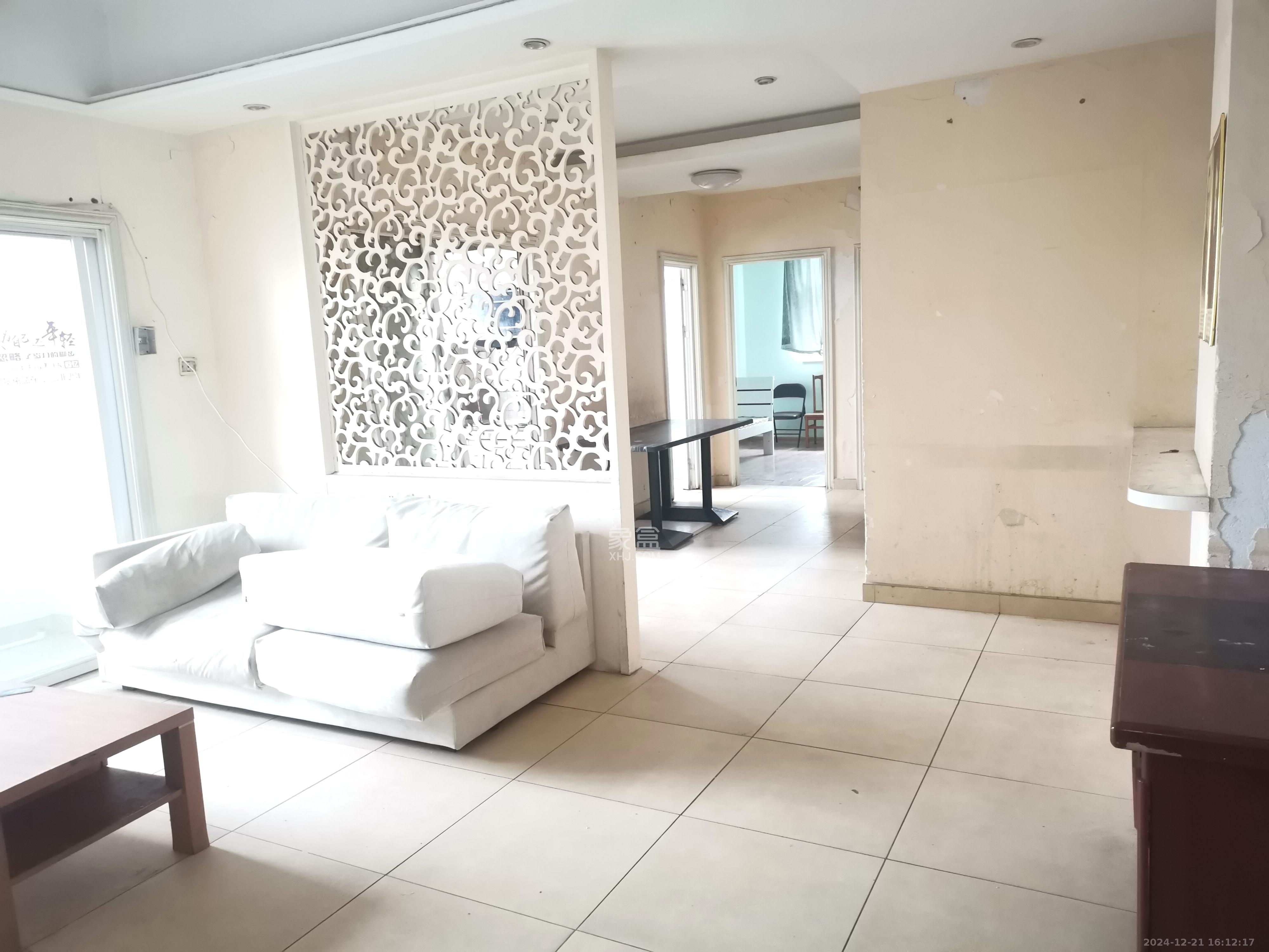 昊天大厦 3室1厅1卫 3200.0元/月 昊天大厦 3室1厅1卫 3200.0元/月室内图