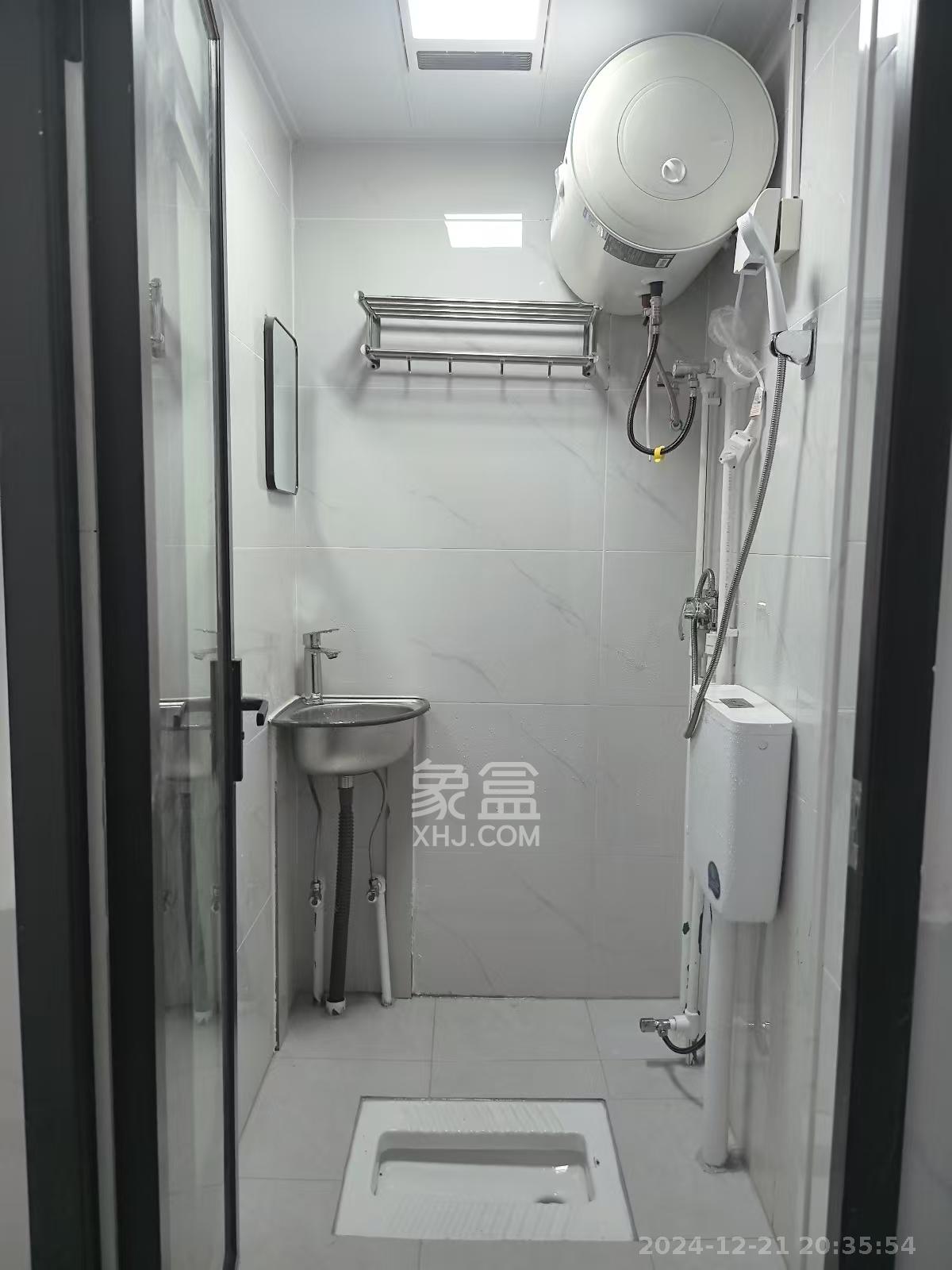 绿地新都会 1室0厅1卫 800.0元/月 绿地新都会 1室0厅1卫 800.0元/月室内图