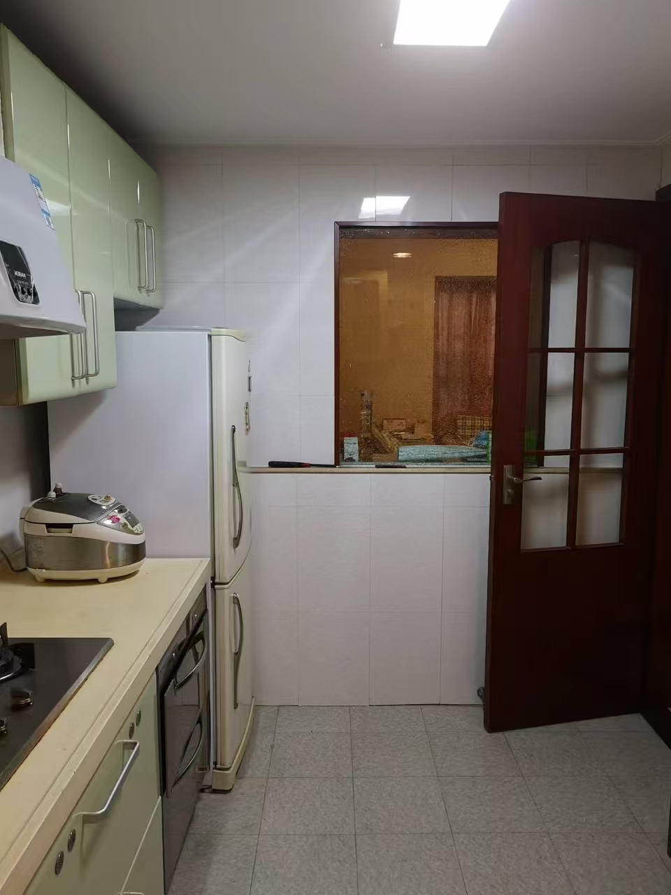 景瑞花园 3室2厅2卫 3300.0元/月 景瑞花园 3室2厅2卫 3300.0元/月室内图