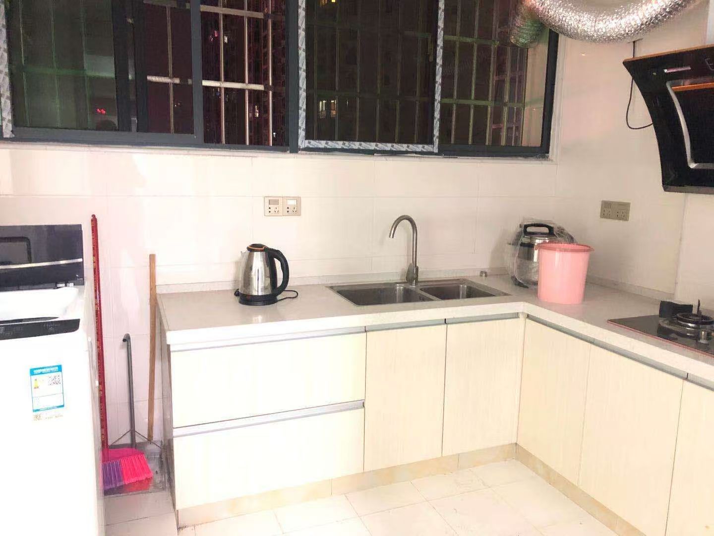 金泉小区 2室1厅1卫 1280.0元/月 金泉小区 2室1厅1卫 1280.0元/月室内图