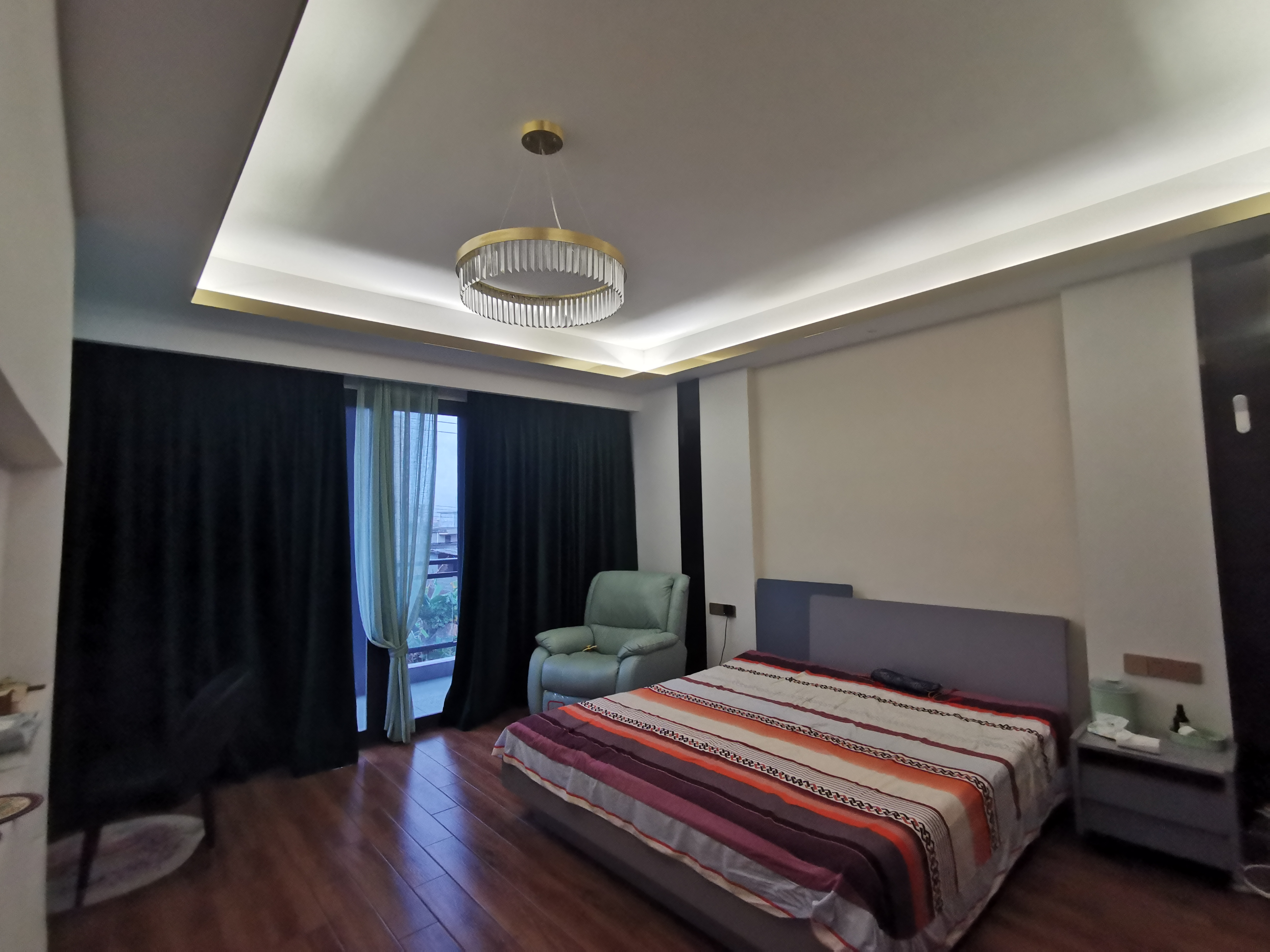 鸿洲江山  6室3厅2卫   14500.00元/月室内图