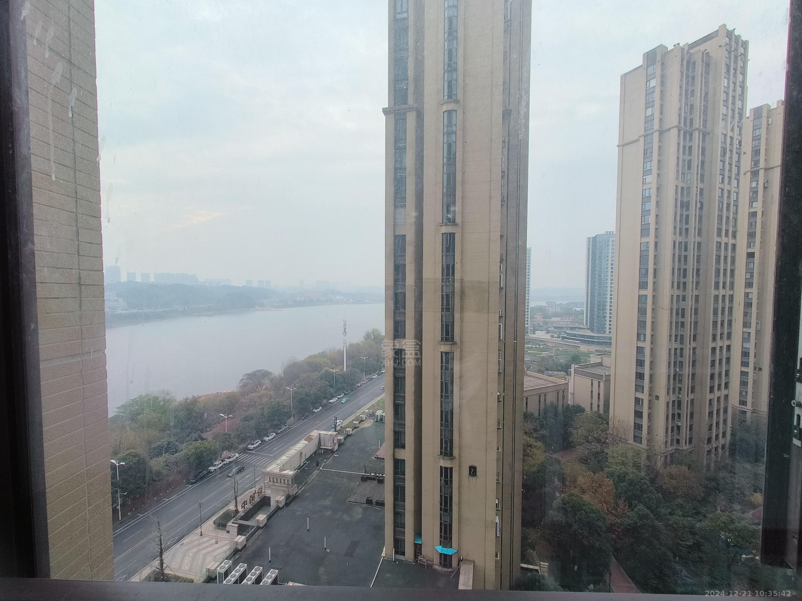 中泰财富湘江 1室1厅1卫 1400.0元/月 中泰财富湘江 1室1厅1卫 1400.0元/月室内图